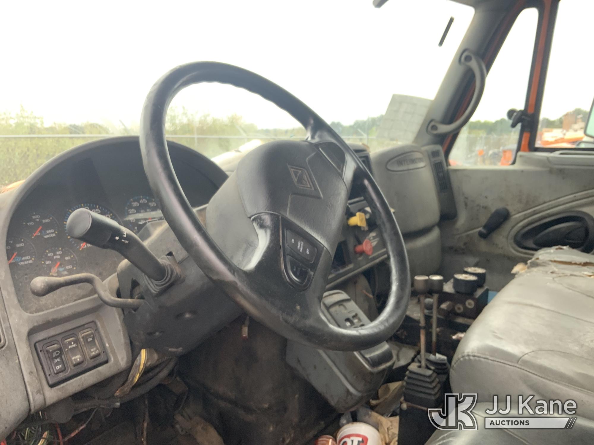 2005 International 7400
