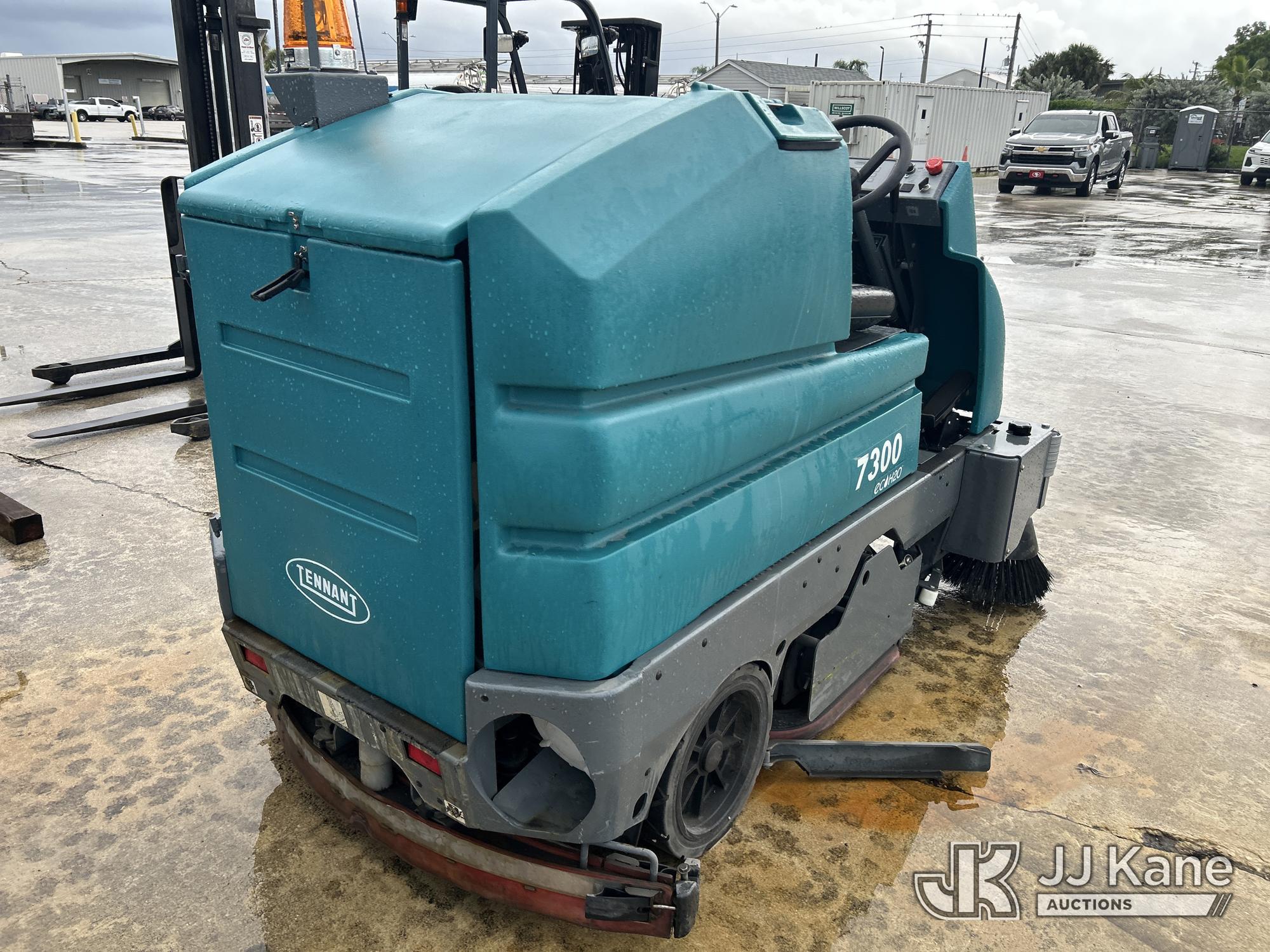0 Tennant  7300