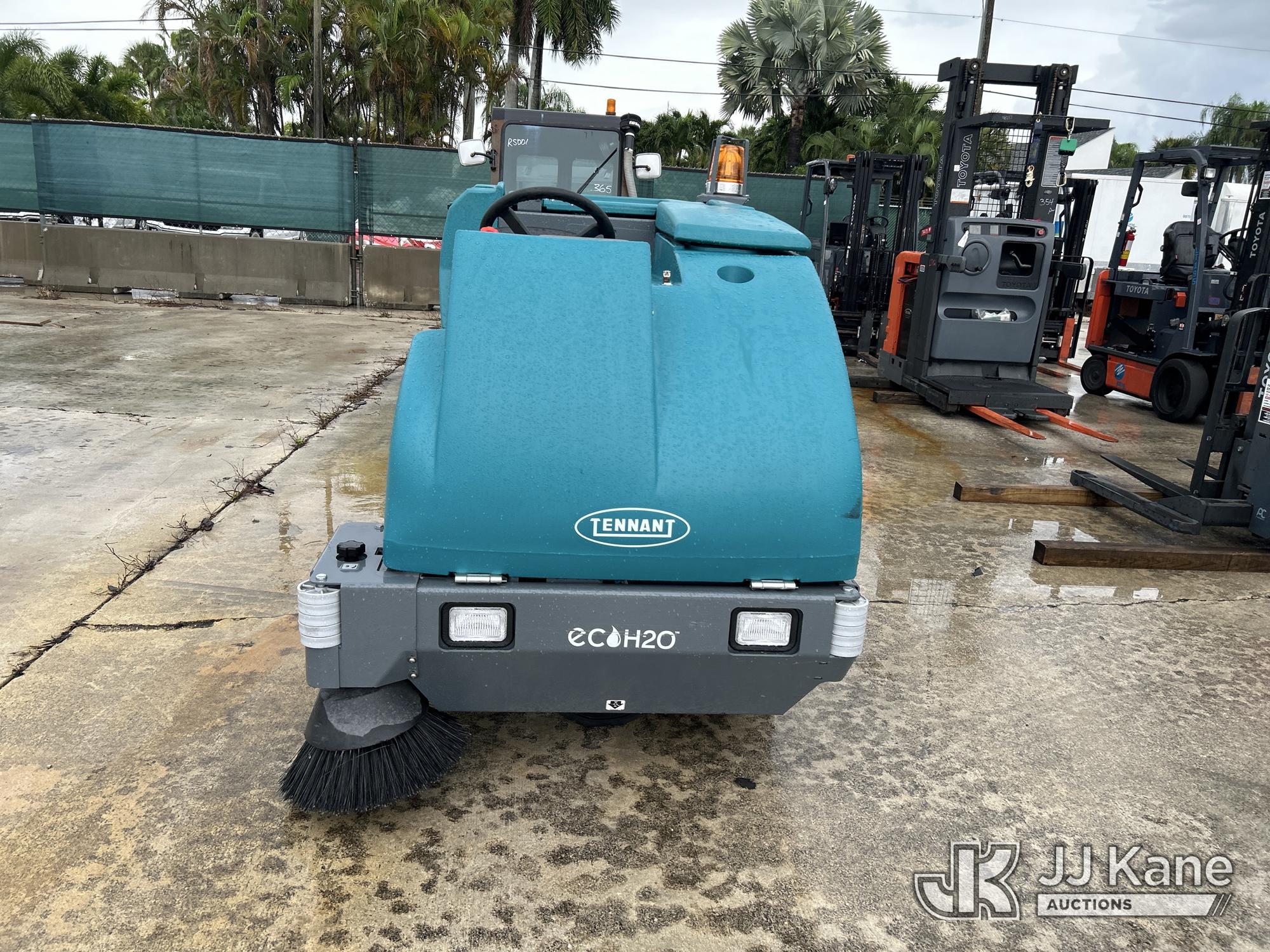 0 Tennant  7300