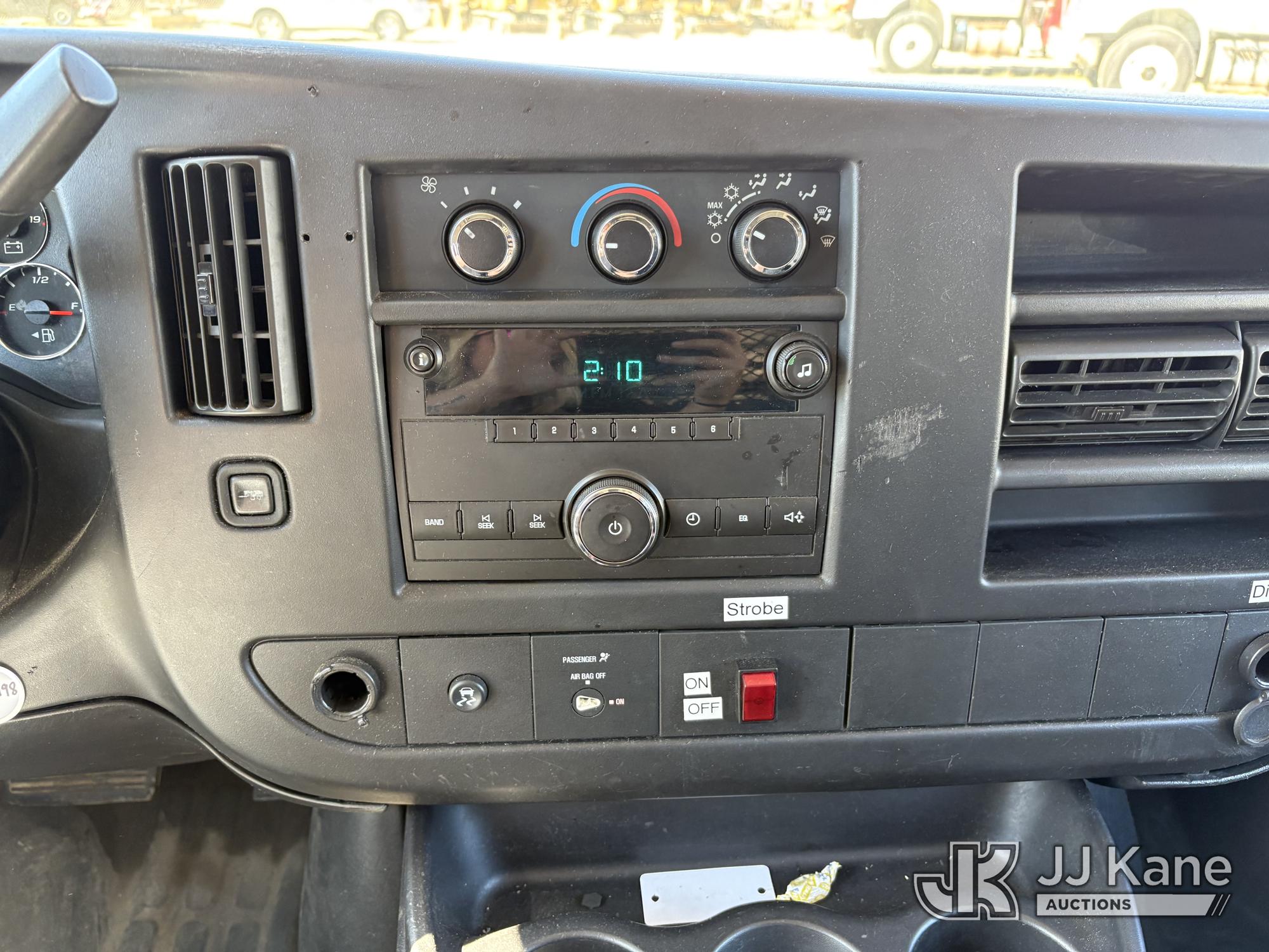 2011 Chevrolet Express G2500
