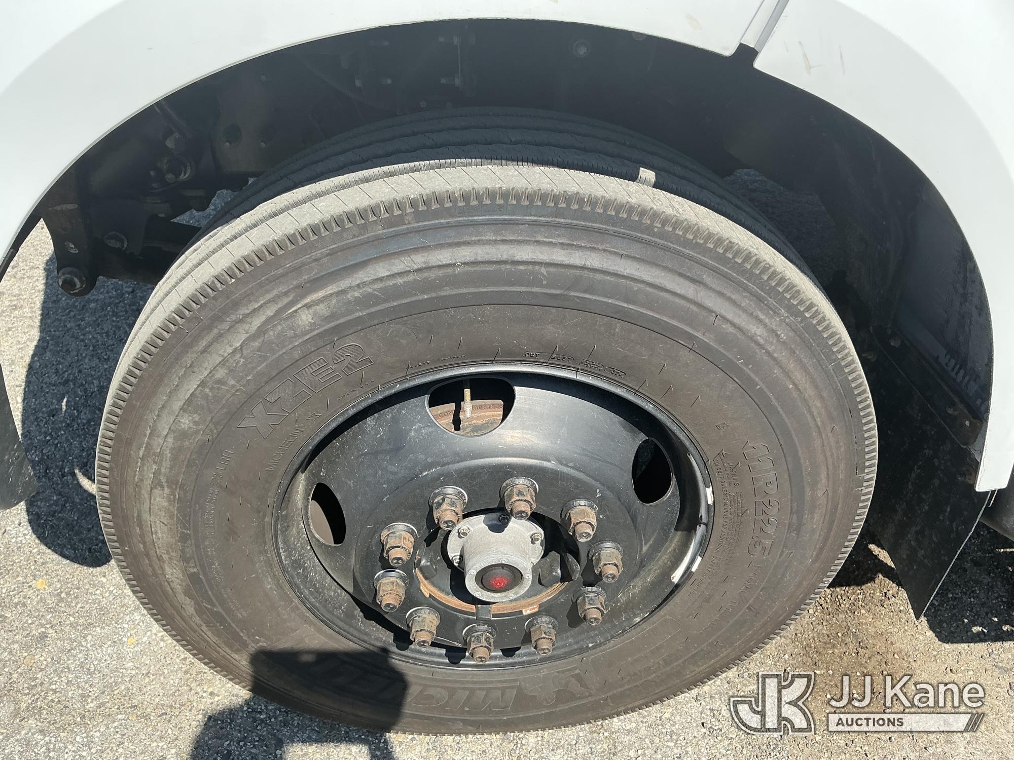 2018 Ford F750