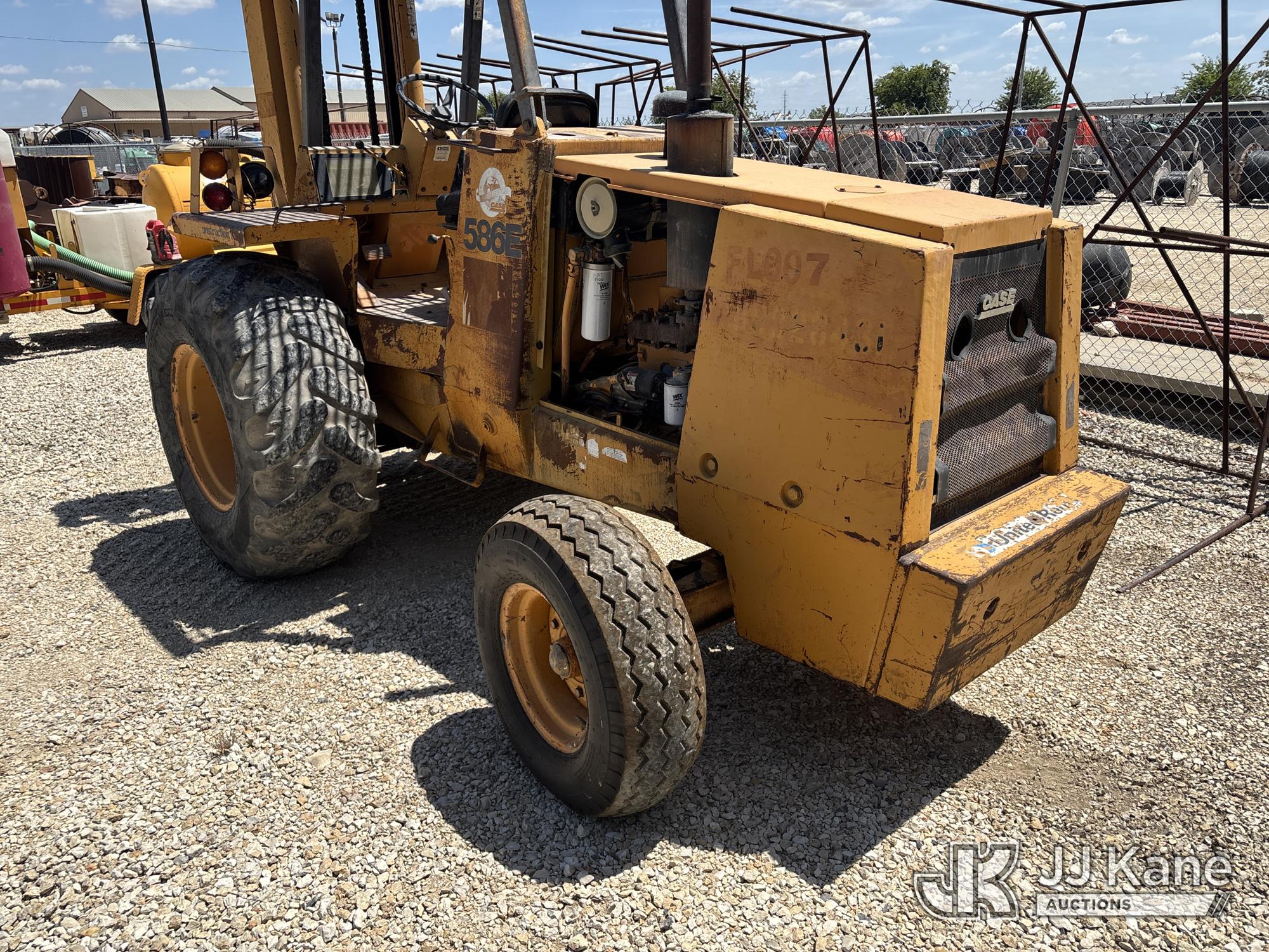 2004 Case 586E