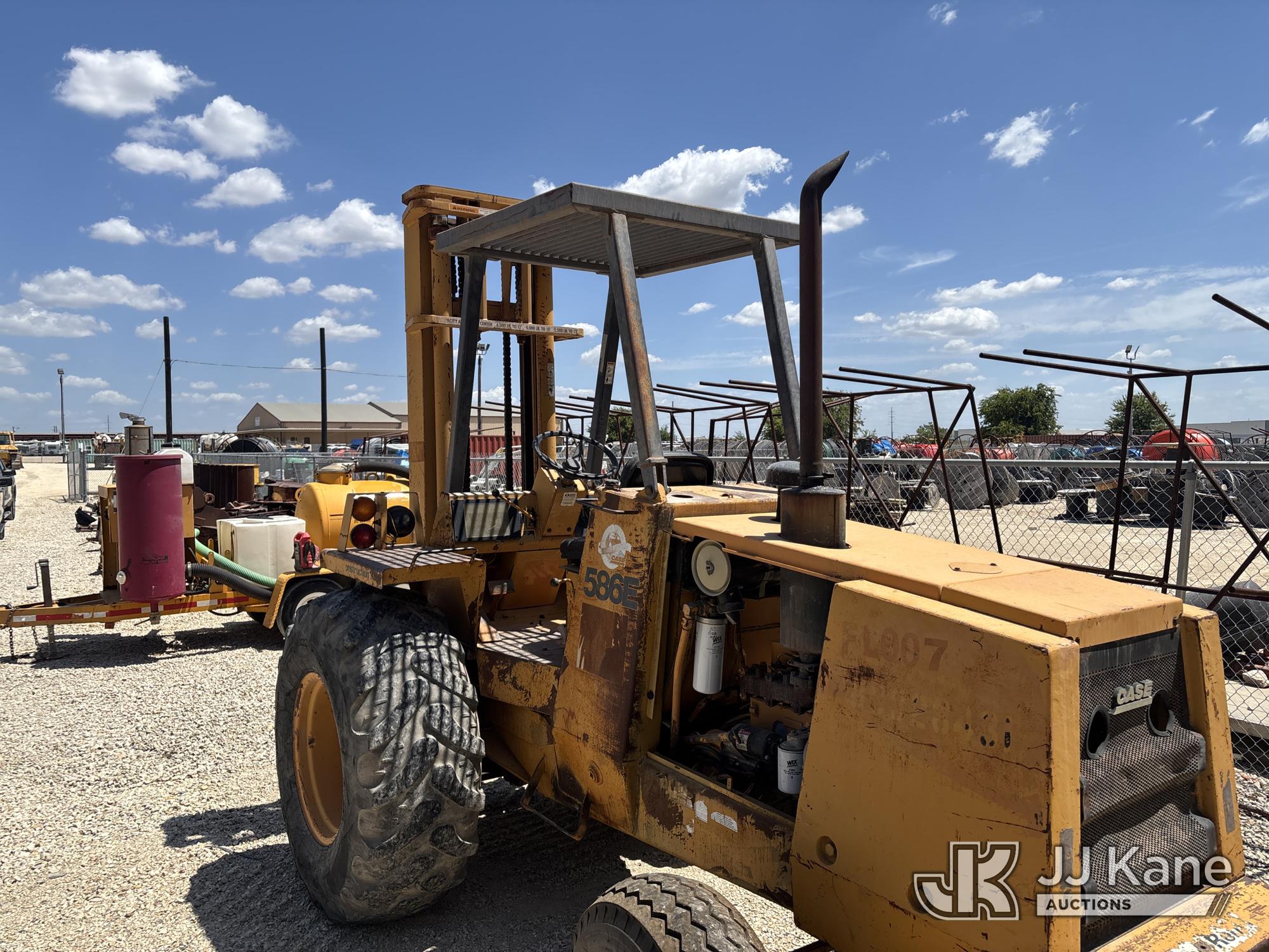 2004 Case 586E