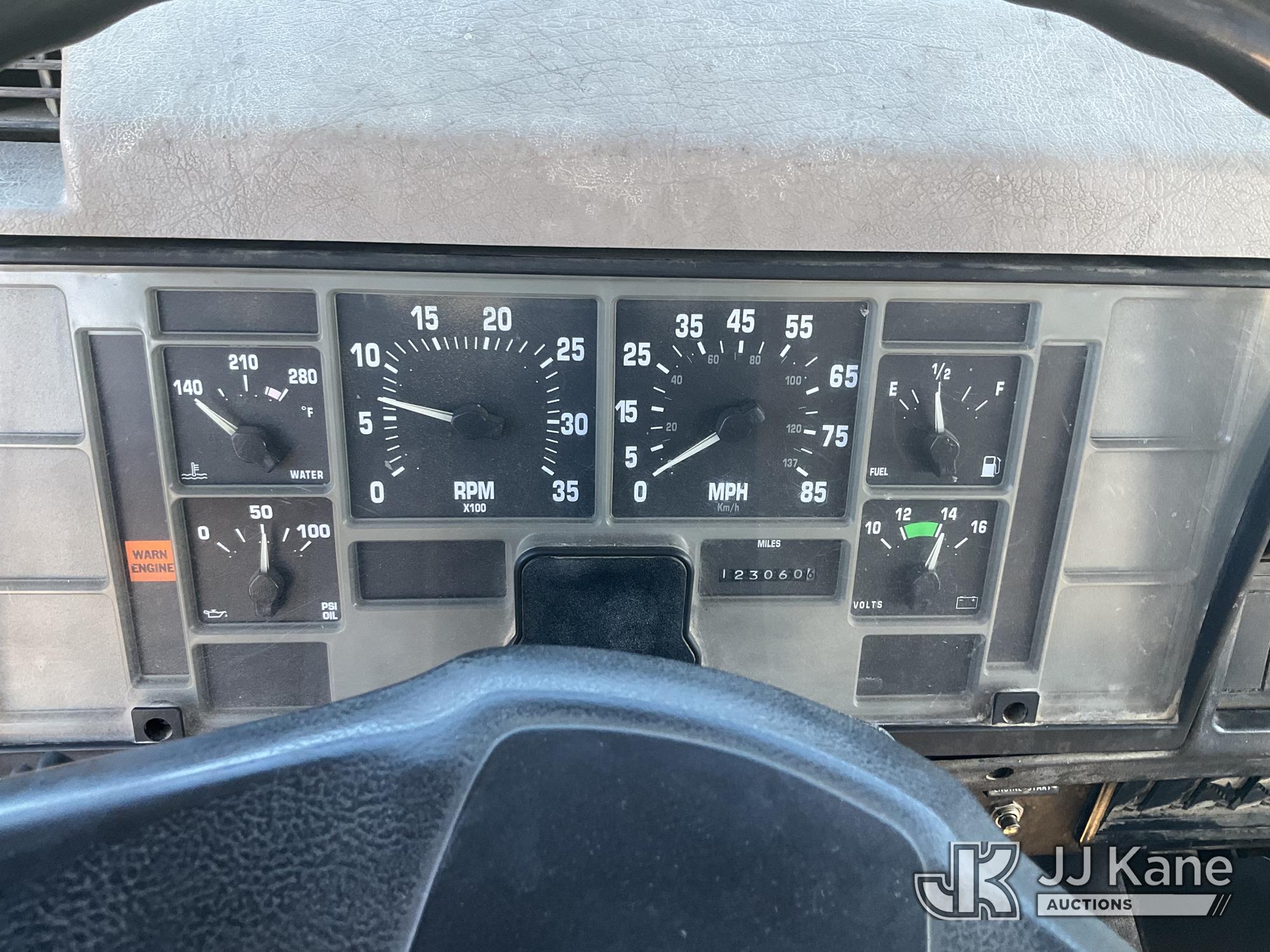 2001 International 4700