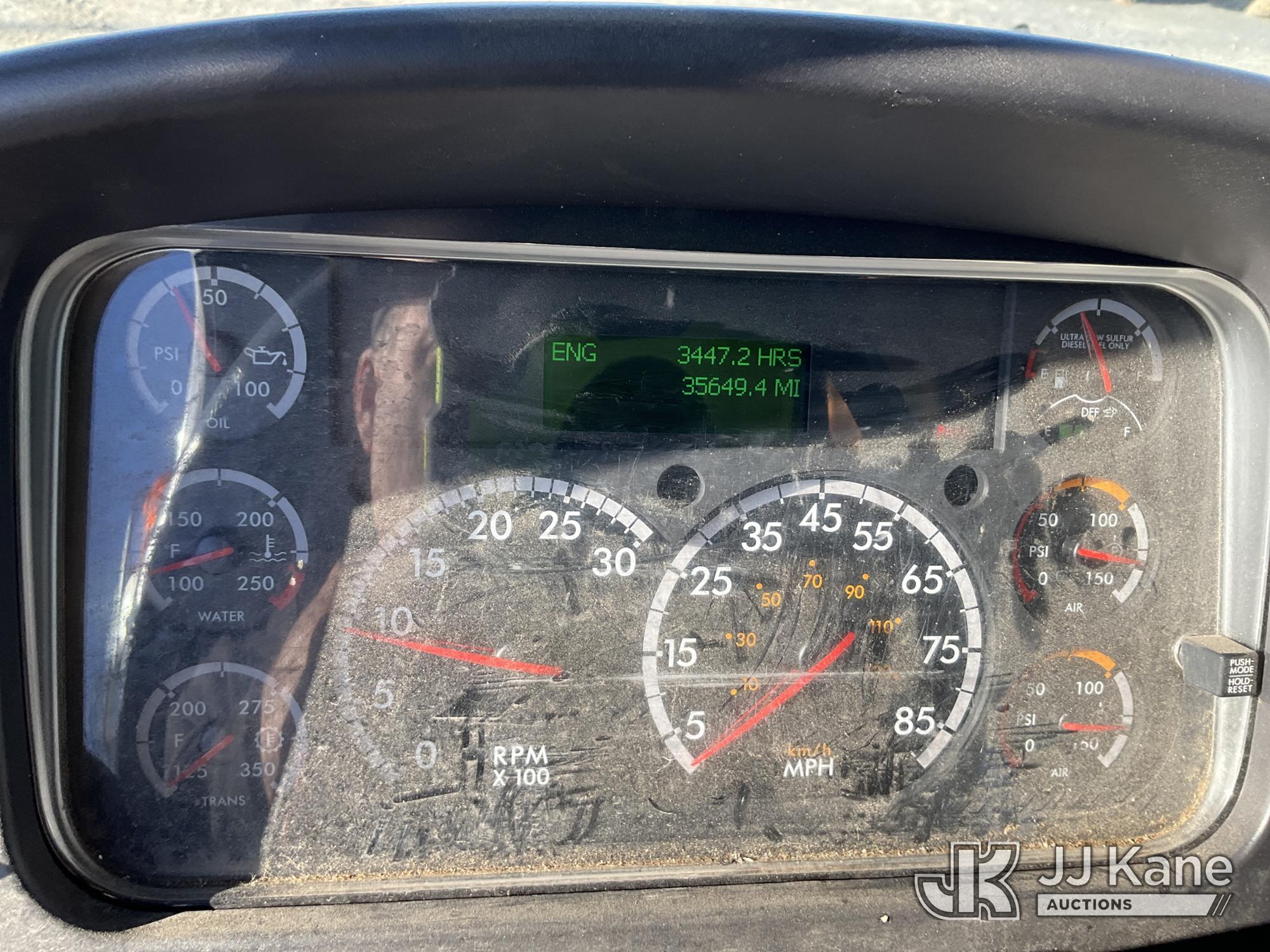 2017 Freightliner M2 106