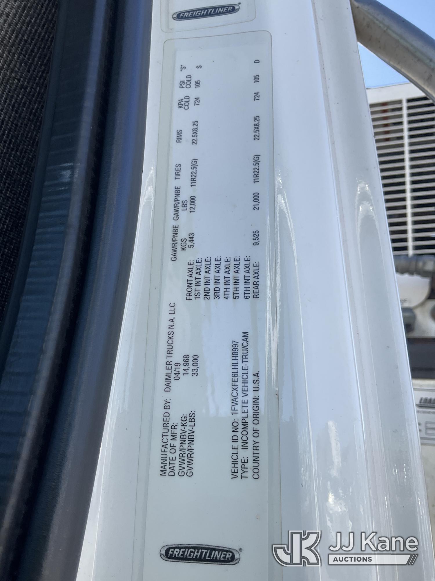 2020 Freightliner M2 106