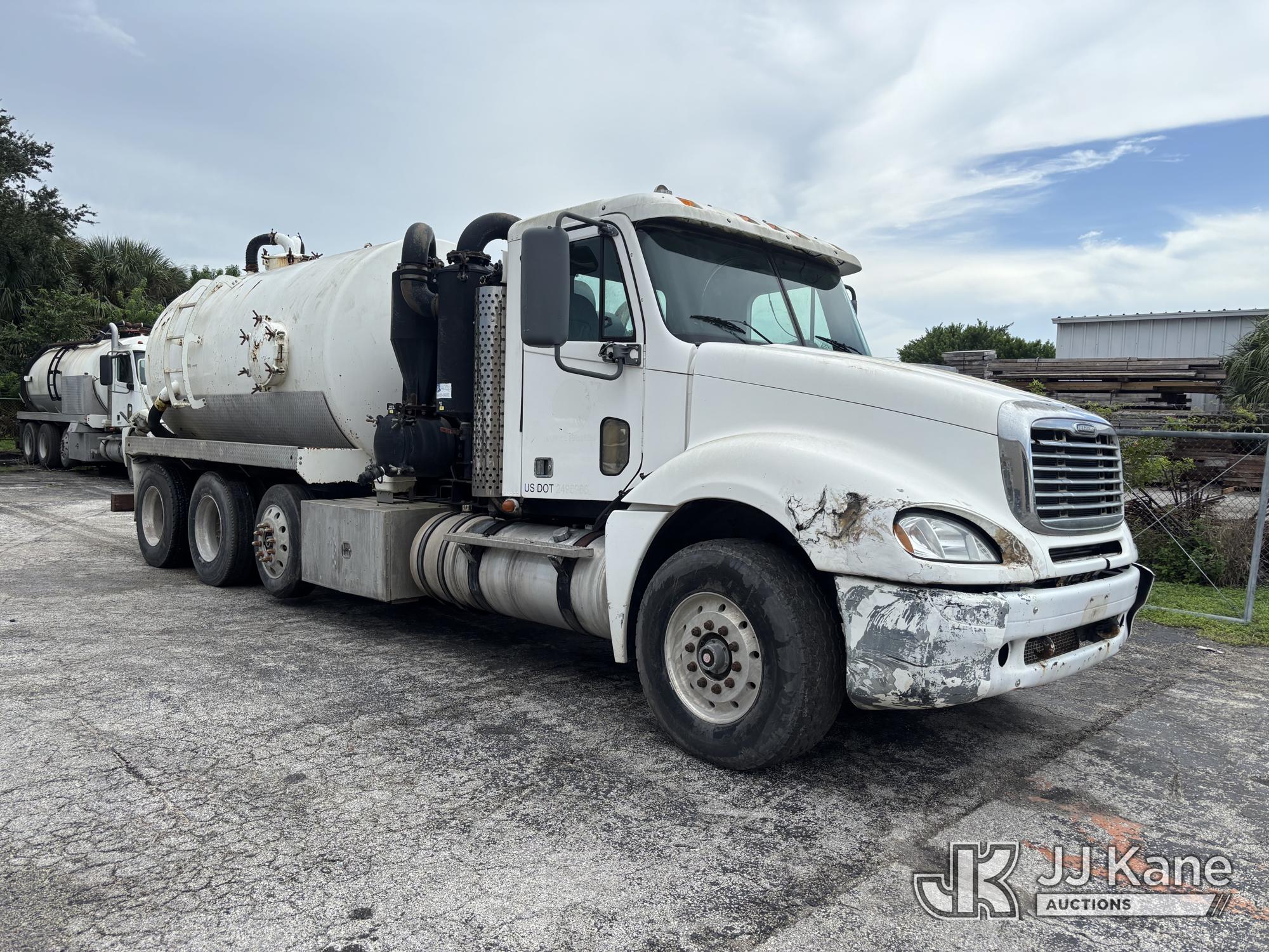 2007 Freightliner COLUMBIA 120