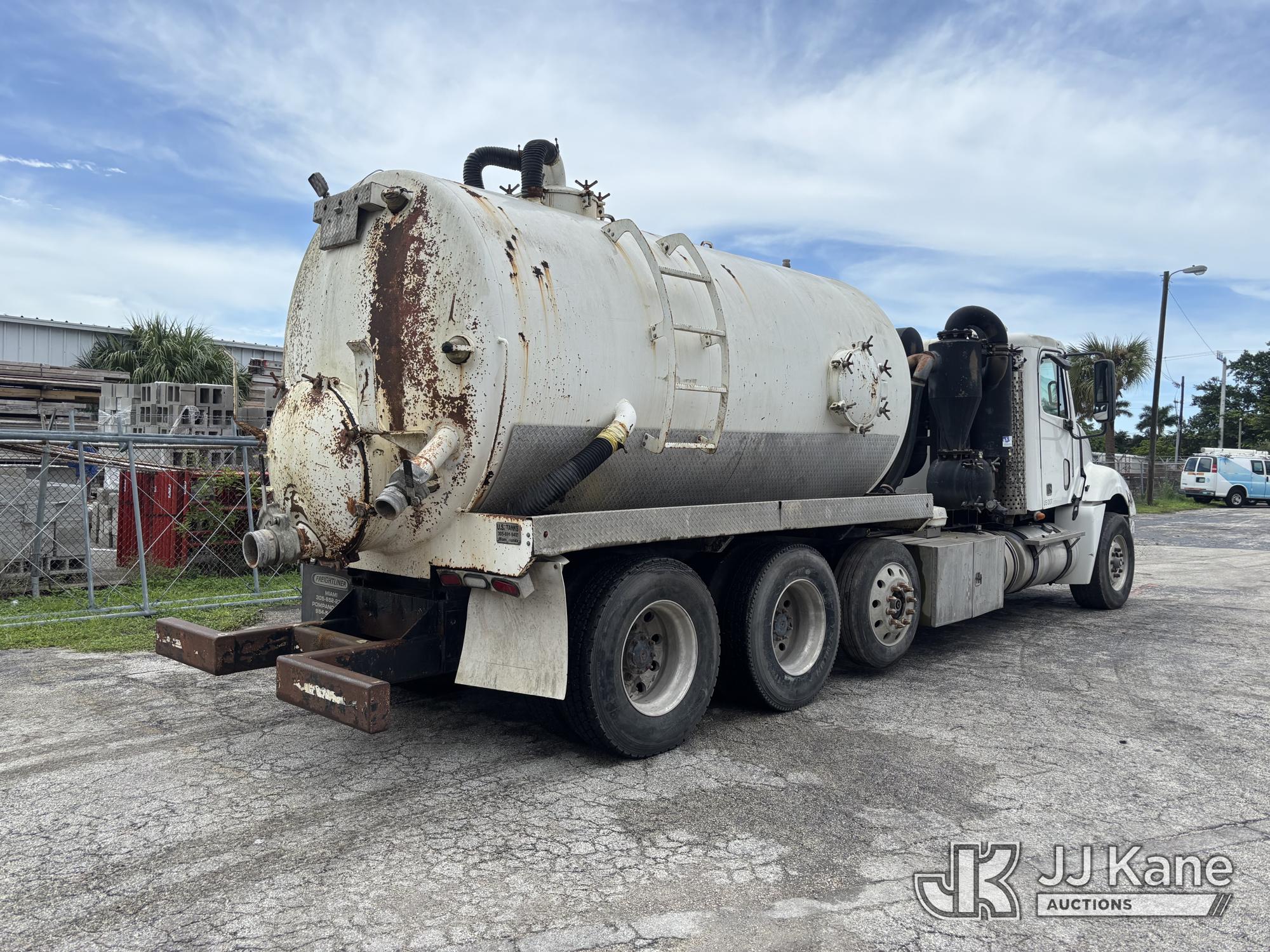 2007 Freightliner COLUMBIA 120