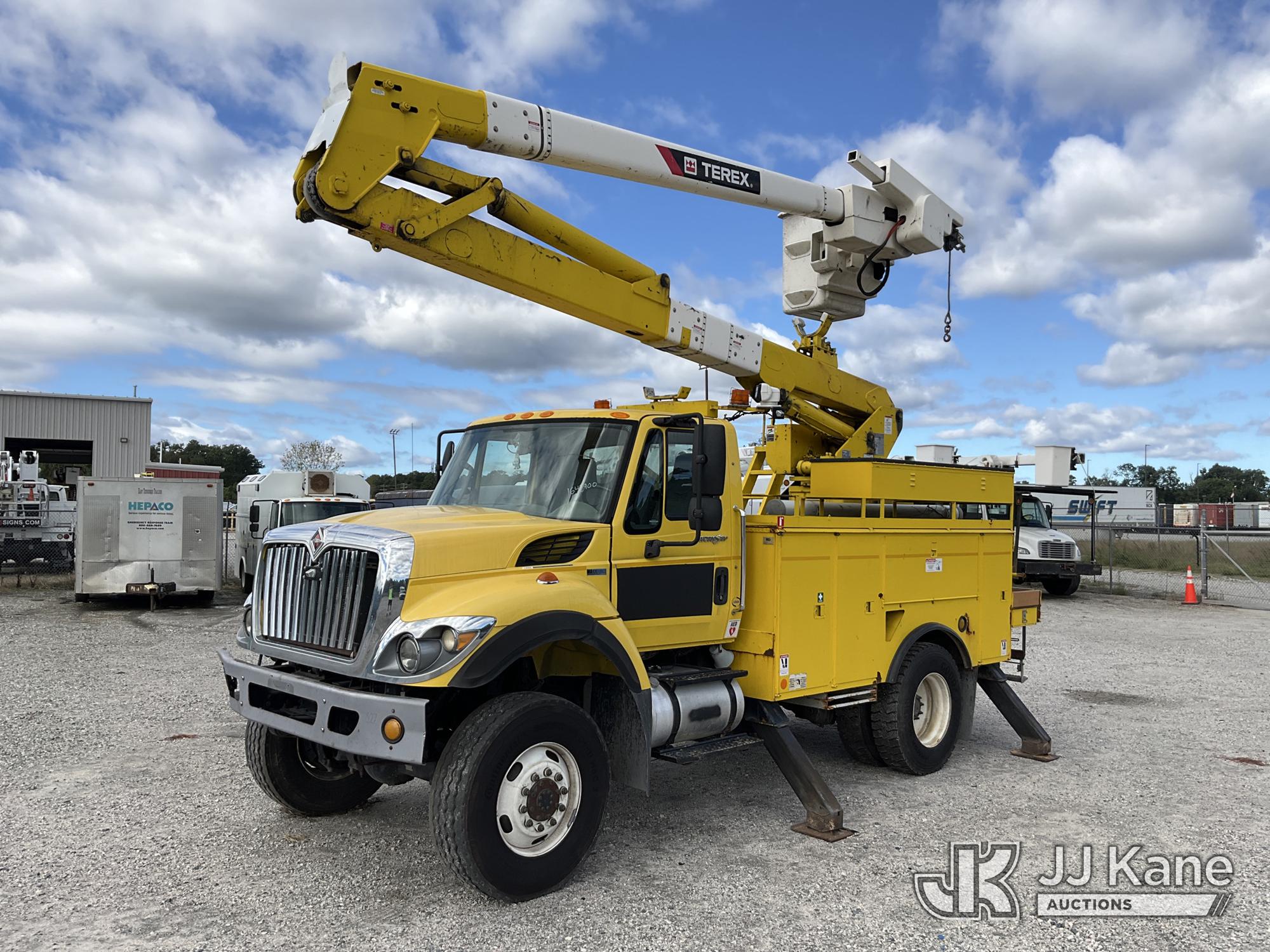 Photo of 2013 International 7400