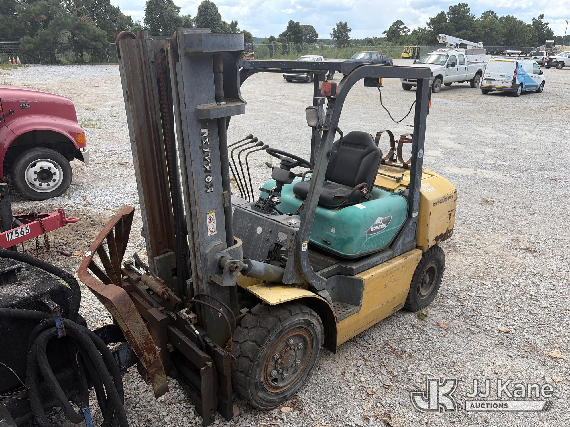 Photo of Komatsu FG40ZT-8