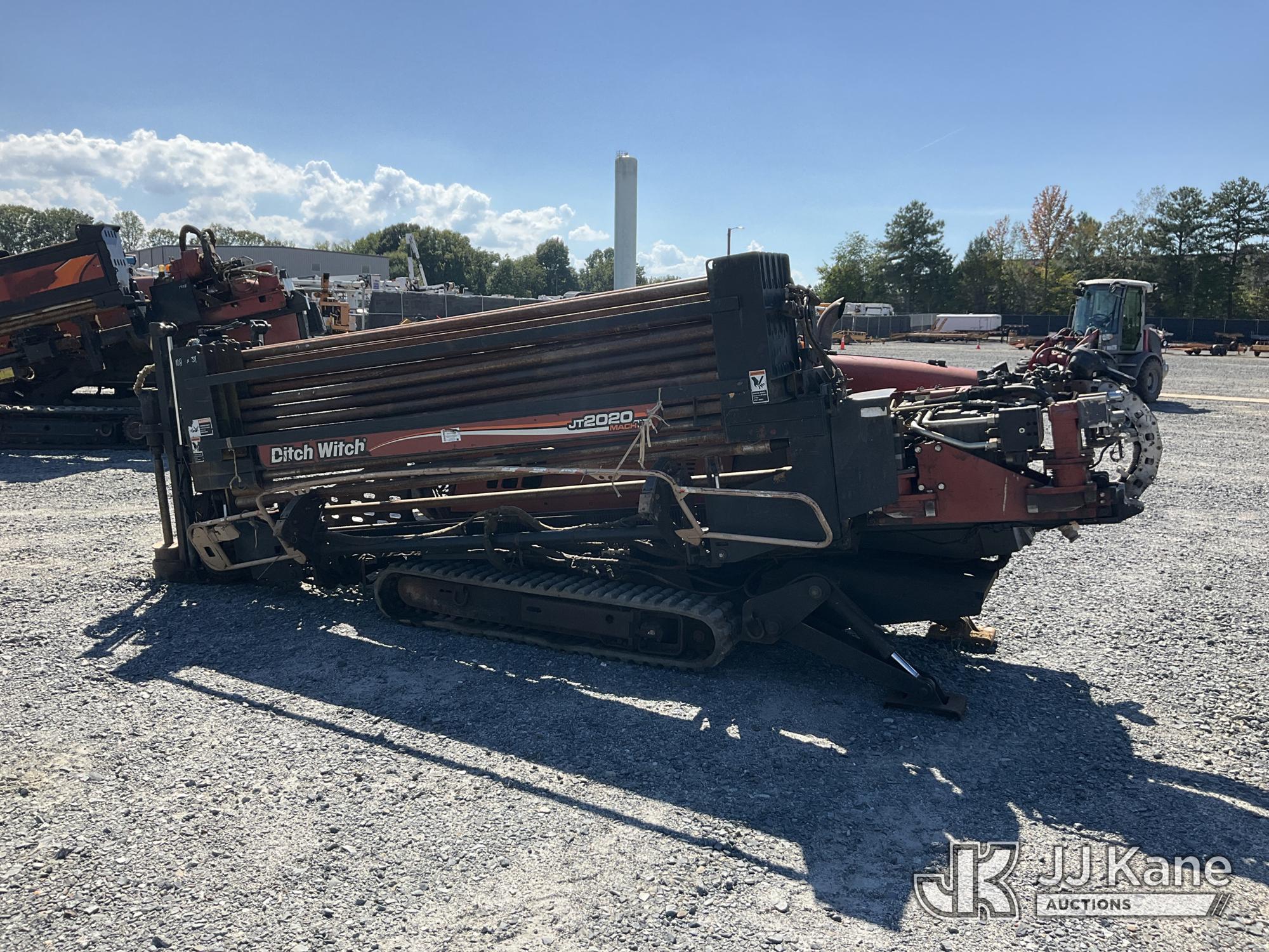 2005 Ditch Witch JT2020