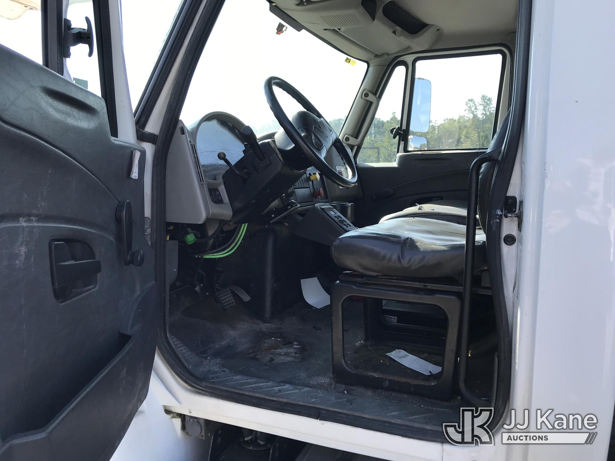 2019 International 4300
