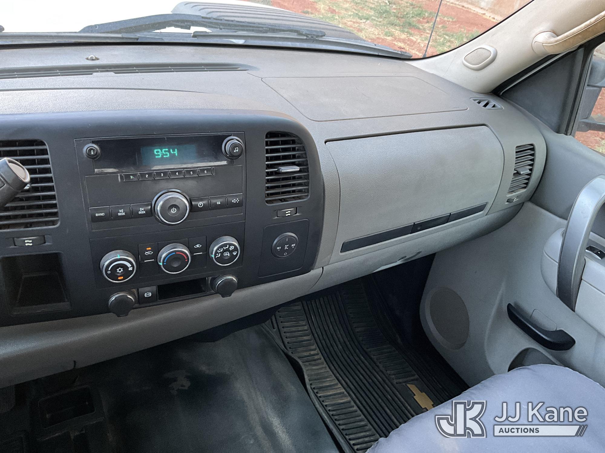 2014 Chevrolet SILVERADO 3500HD 4X4