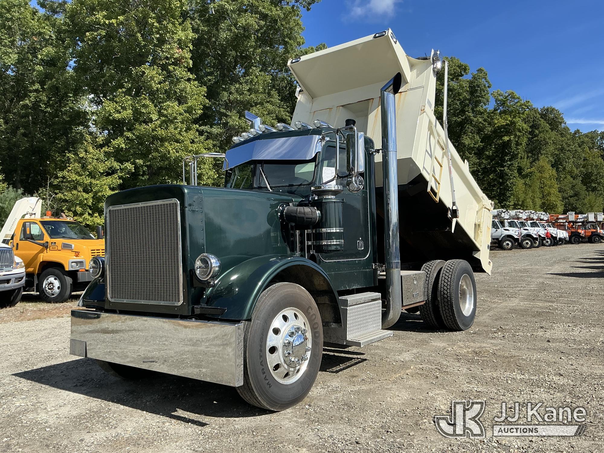 Photo of 1984 Peterbilt 359