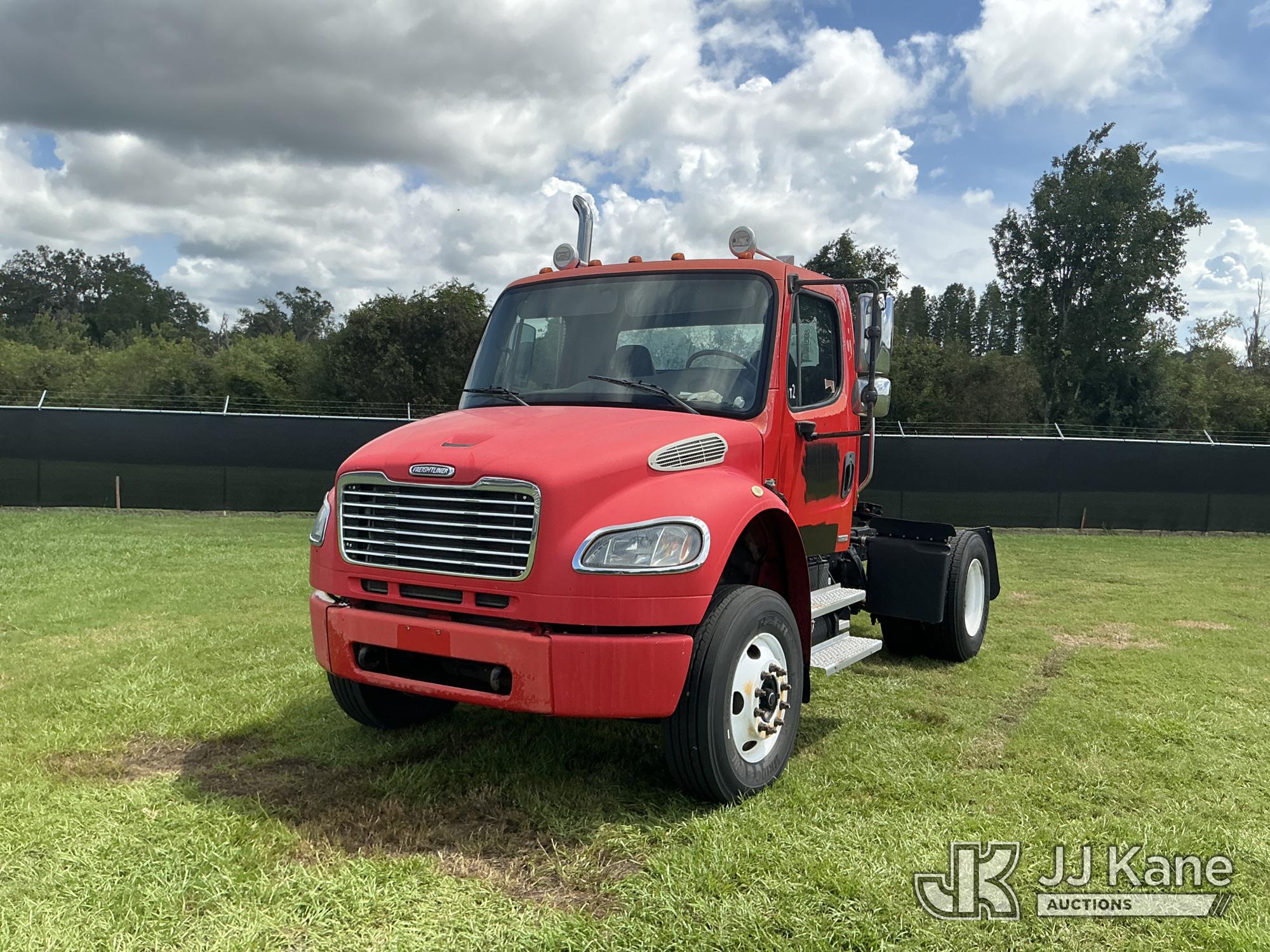 2007 Freightliner M2 106