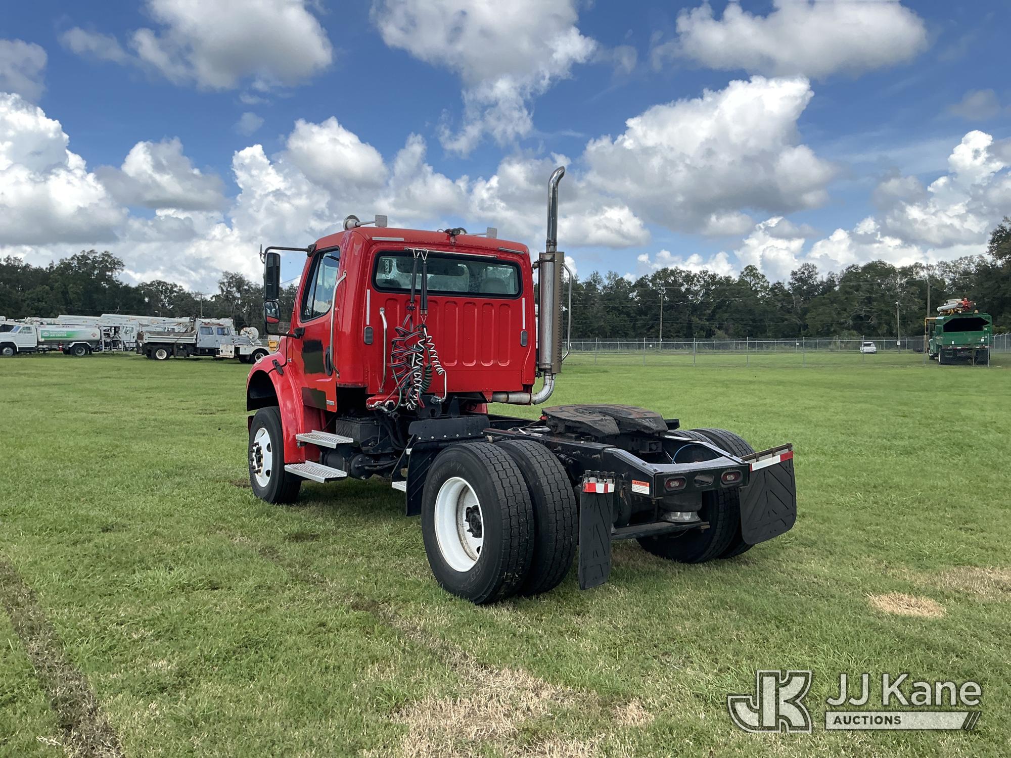 2007 Freightliner M2 106