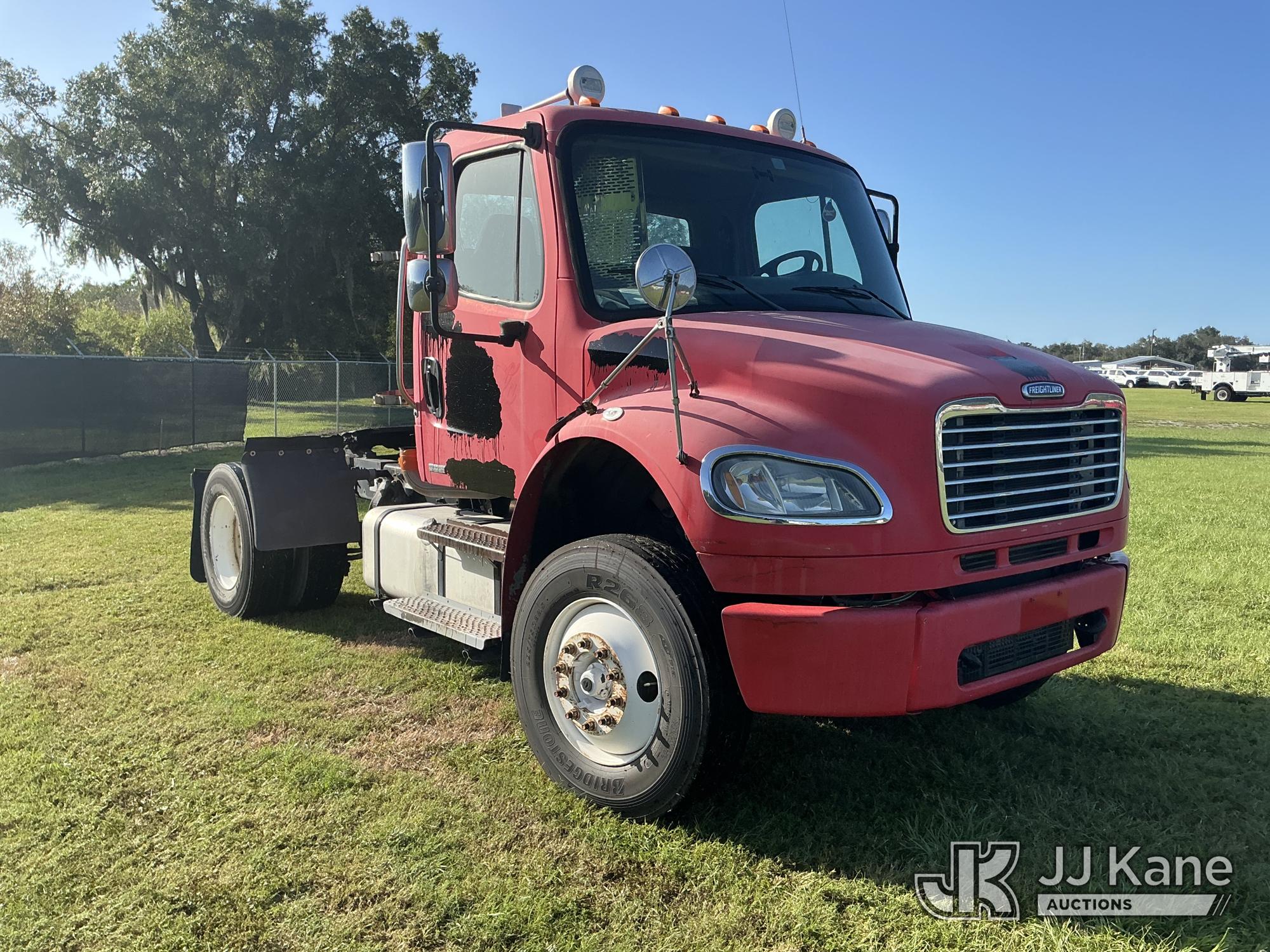 2008 Freightliner M2 106