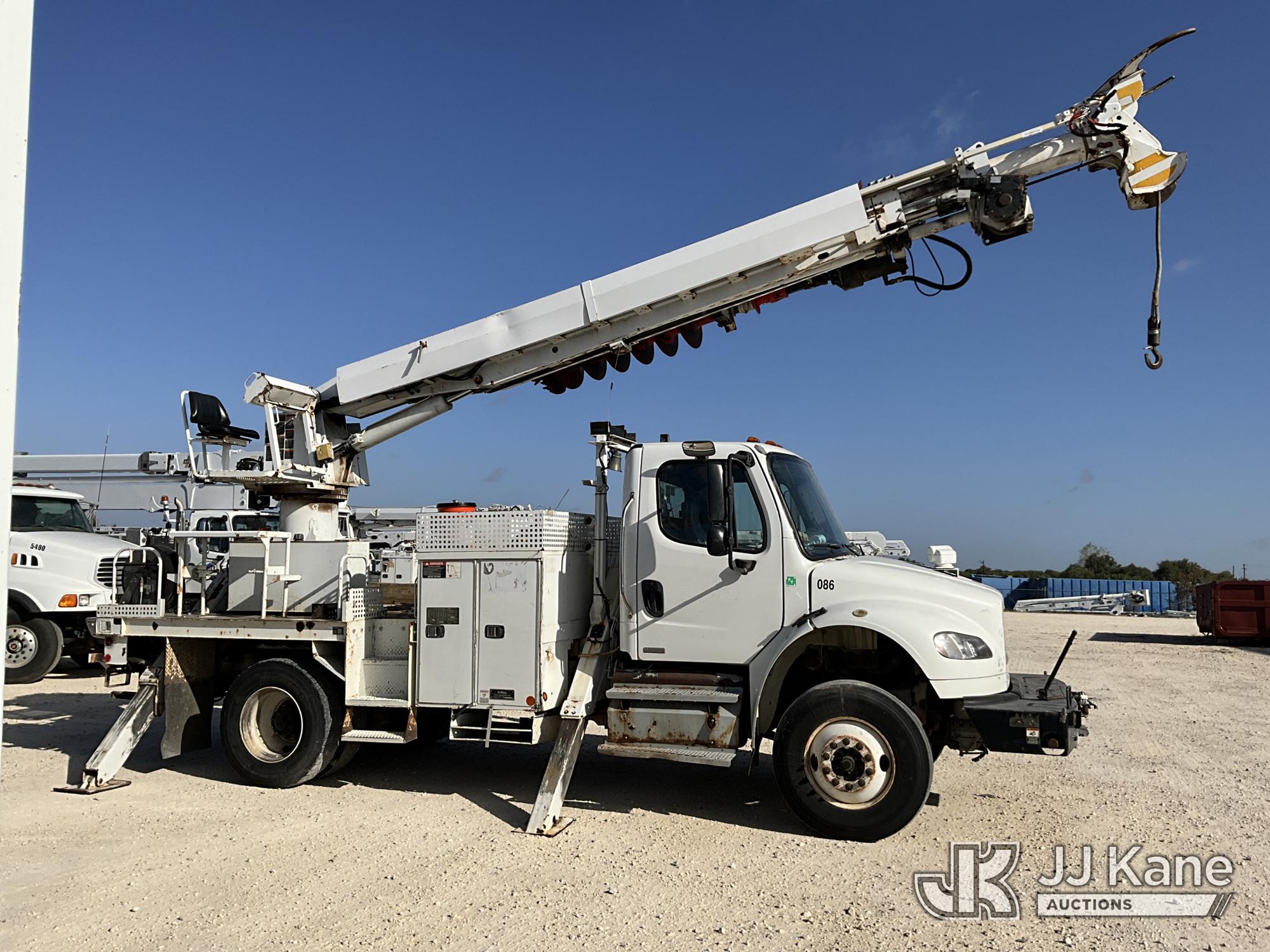 2011 Freightliner M2 106
