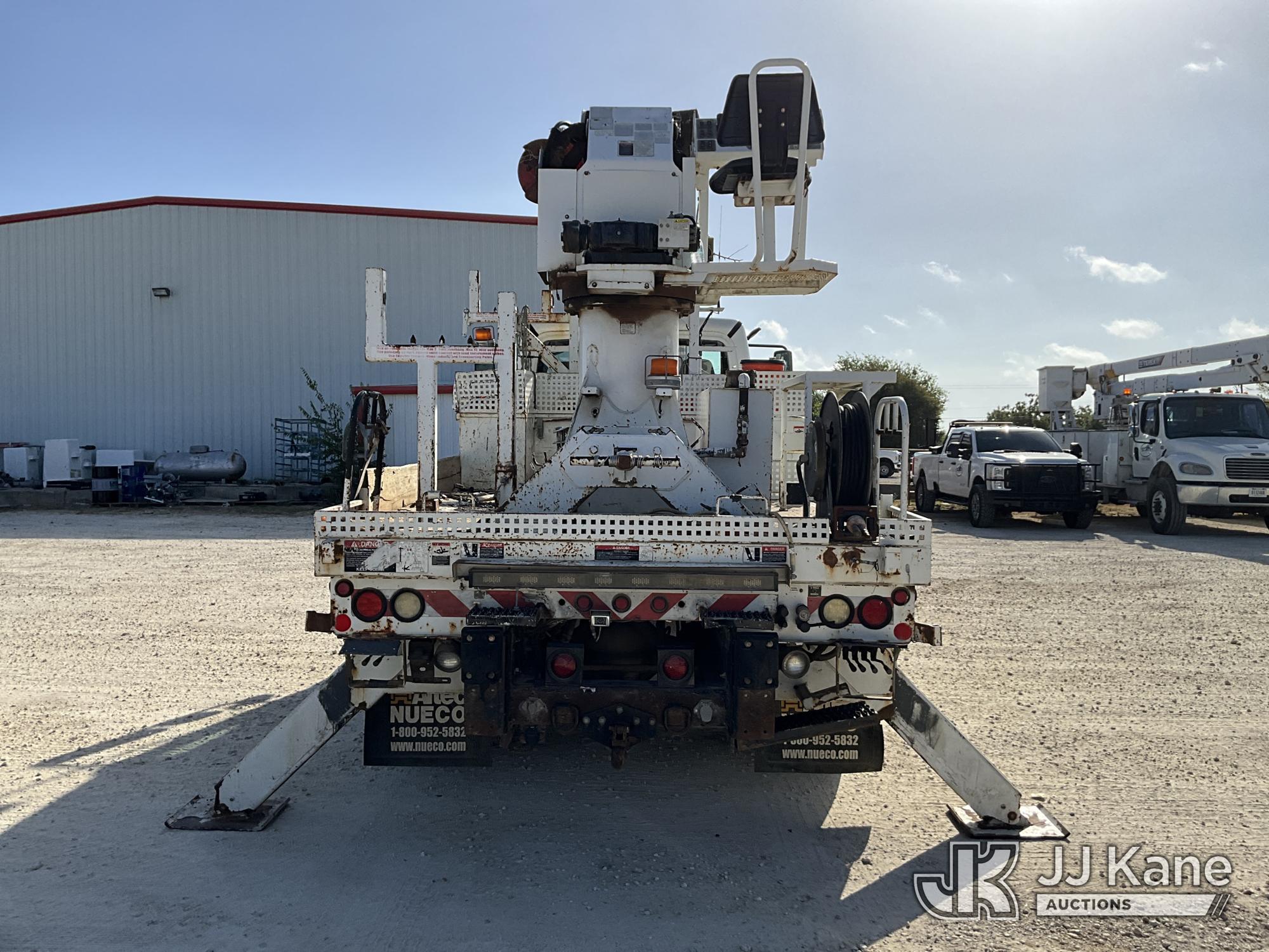2011 Freightliner M2 106