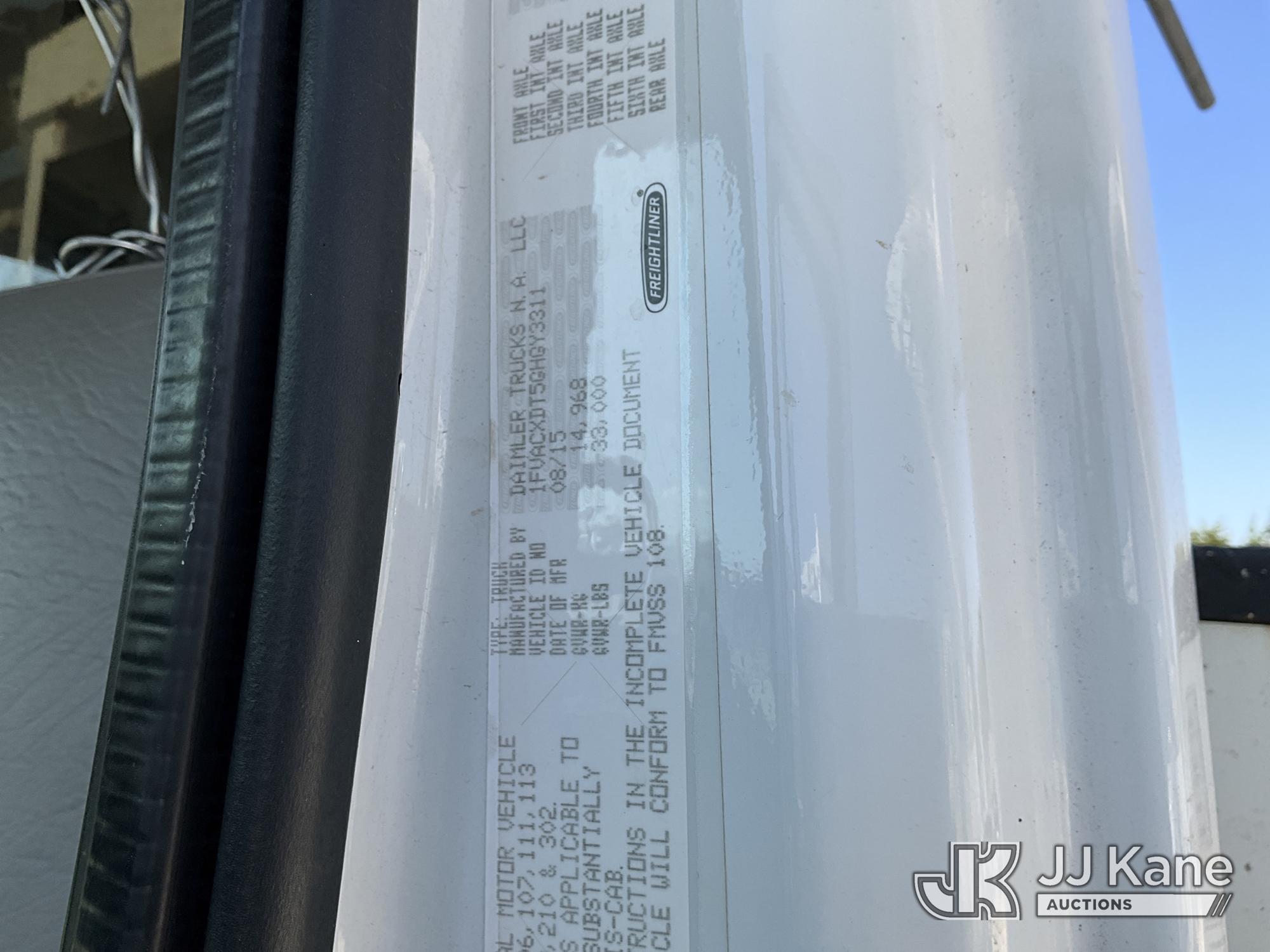 2016 Freightliner M2 106