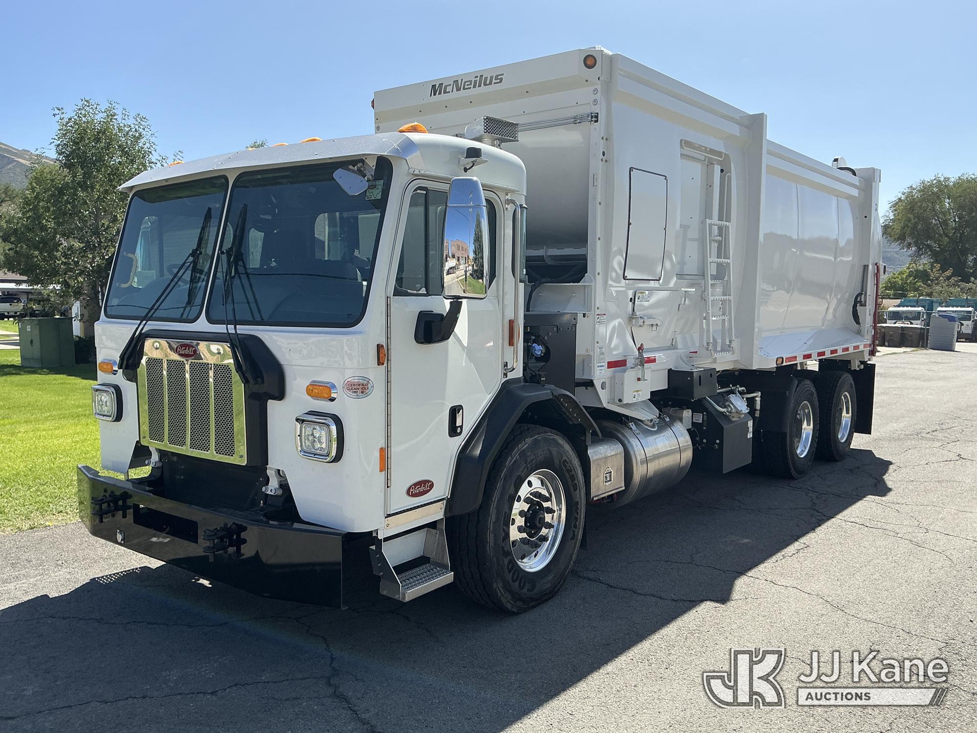 Photo of 2027 Peterbilt 520