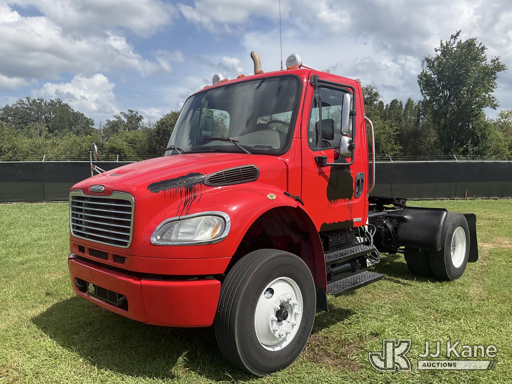 2008 Freightliner M2 106