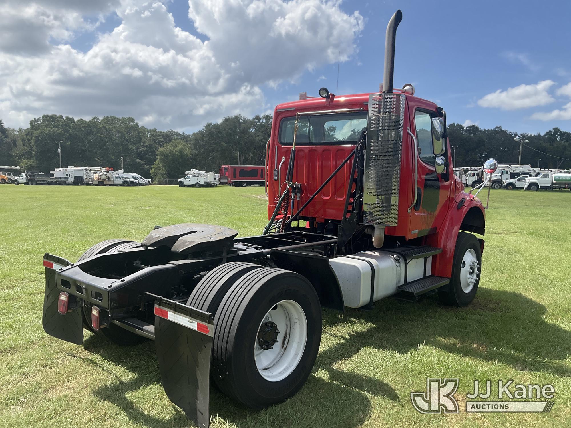 2008 Freightliner M2 106