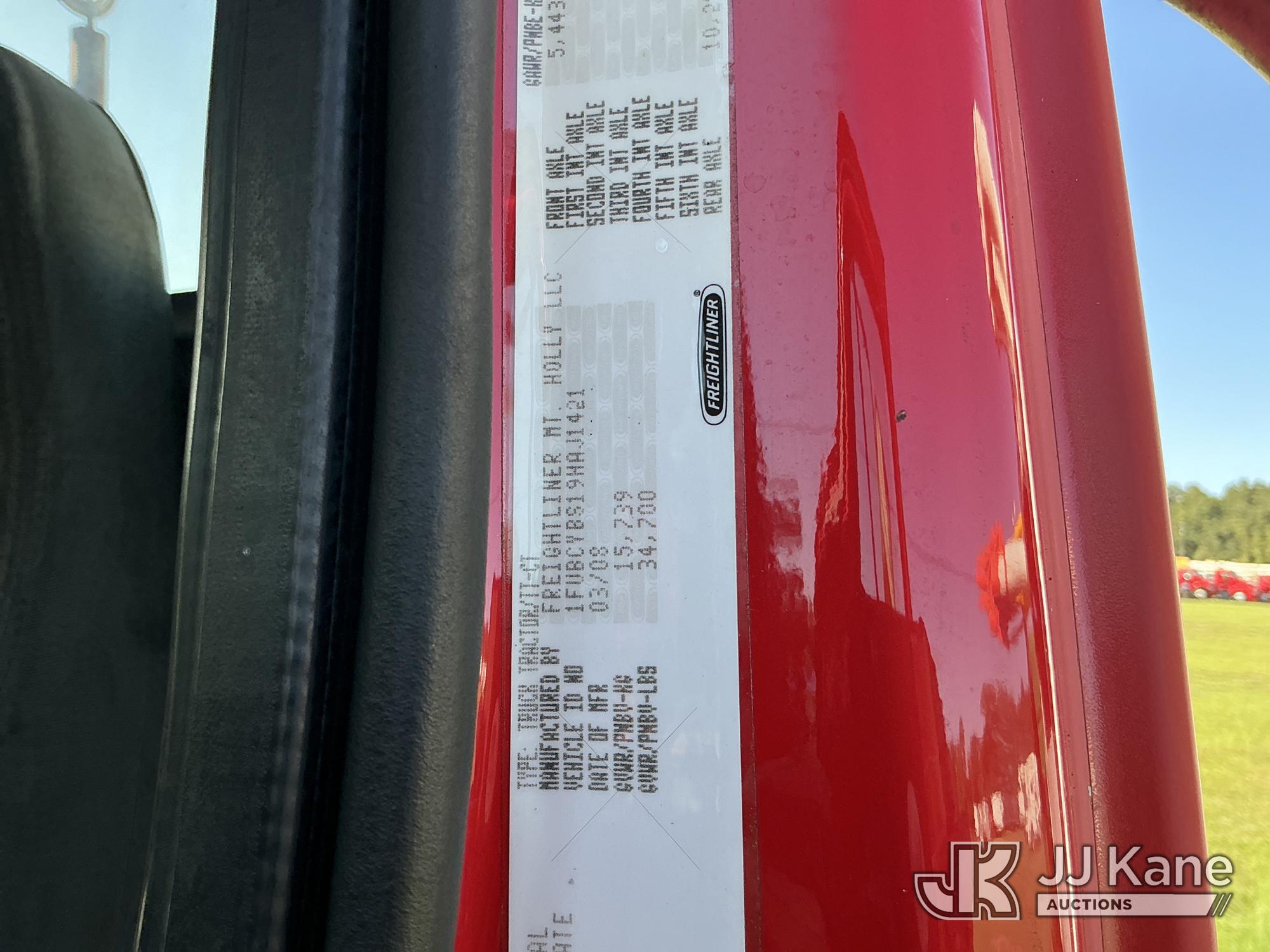 2009 Freightliner M2 106