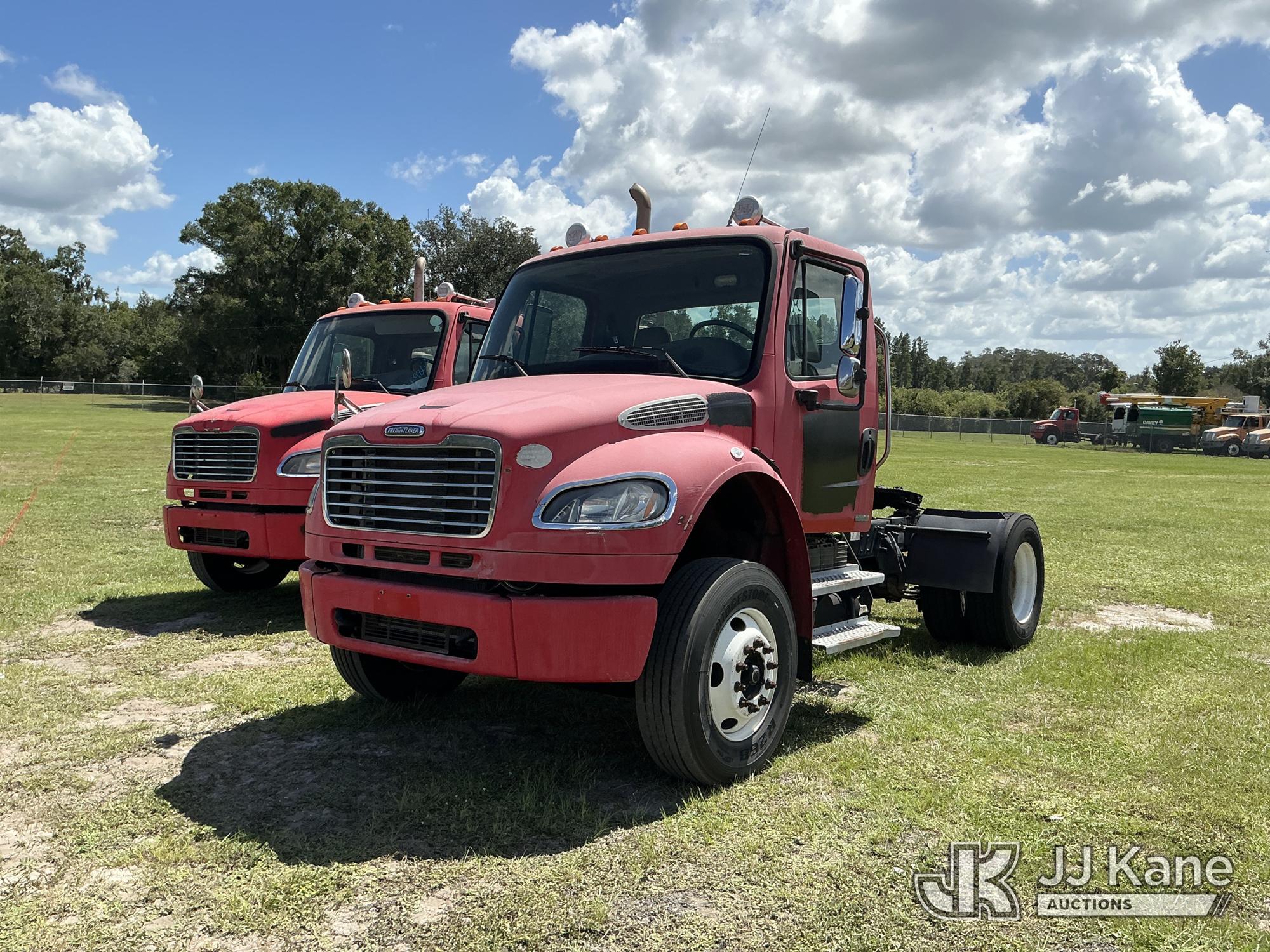 2009 Freightliner M2 106