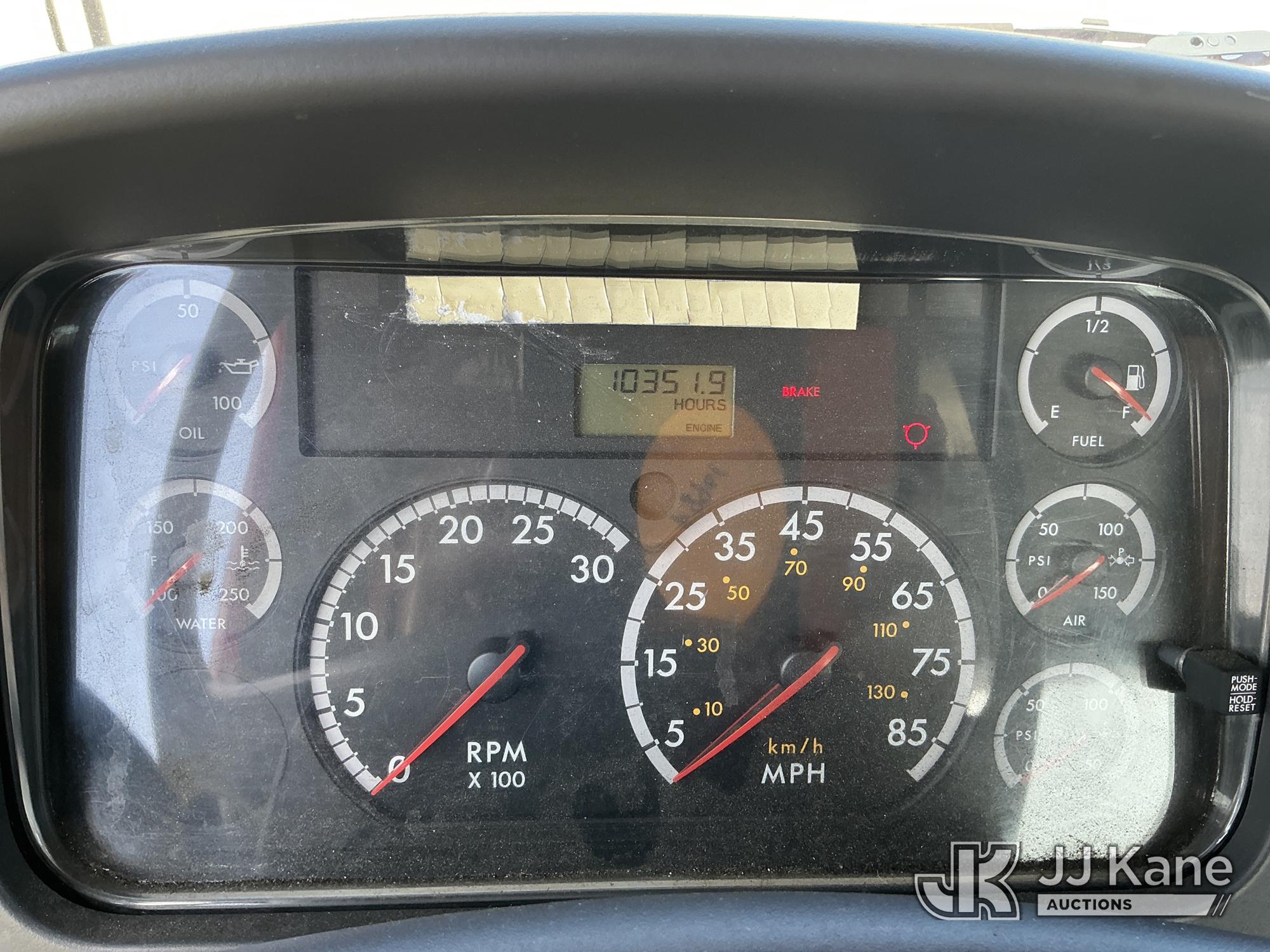 2009 Freightliner M2 106