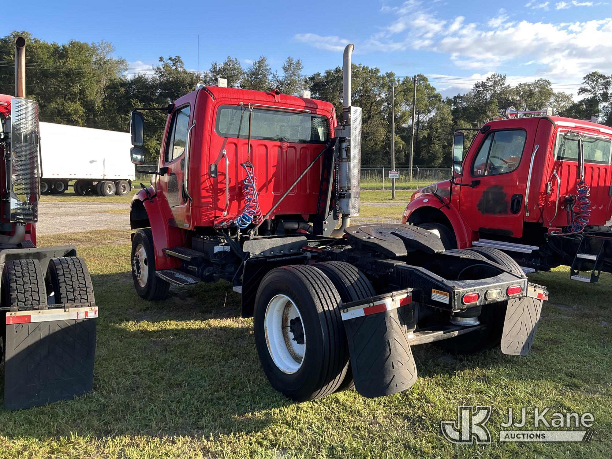 2009 Freightliner M2 106