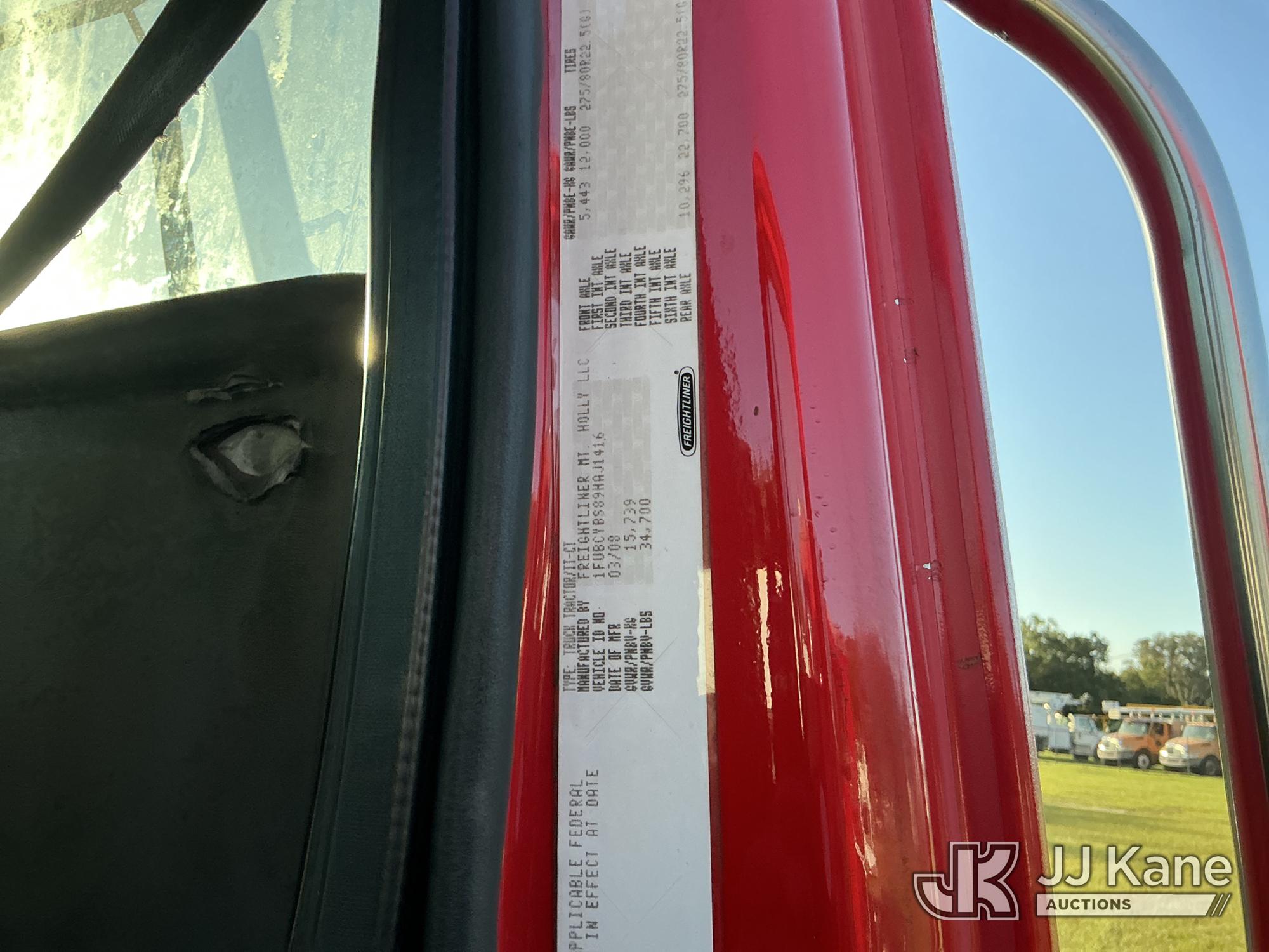 2009 Freightliner M2 106