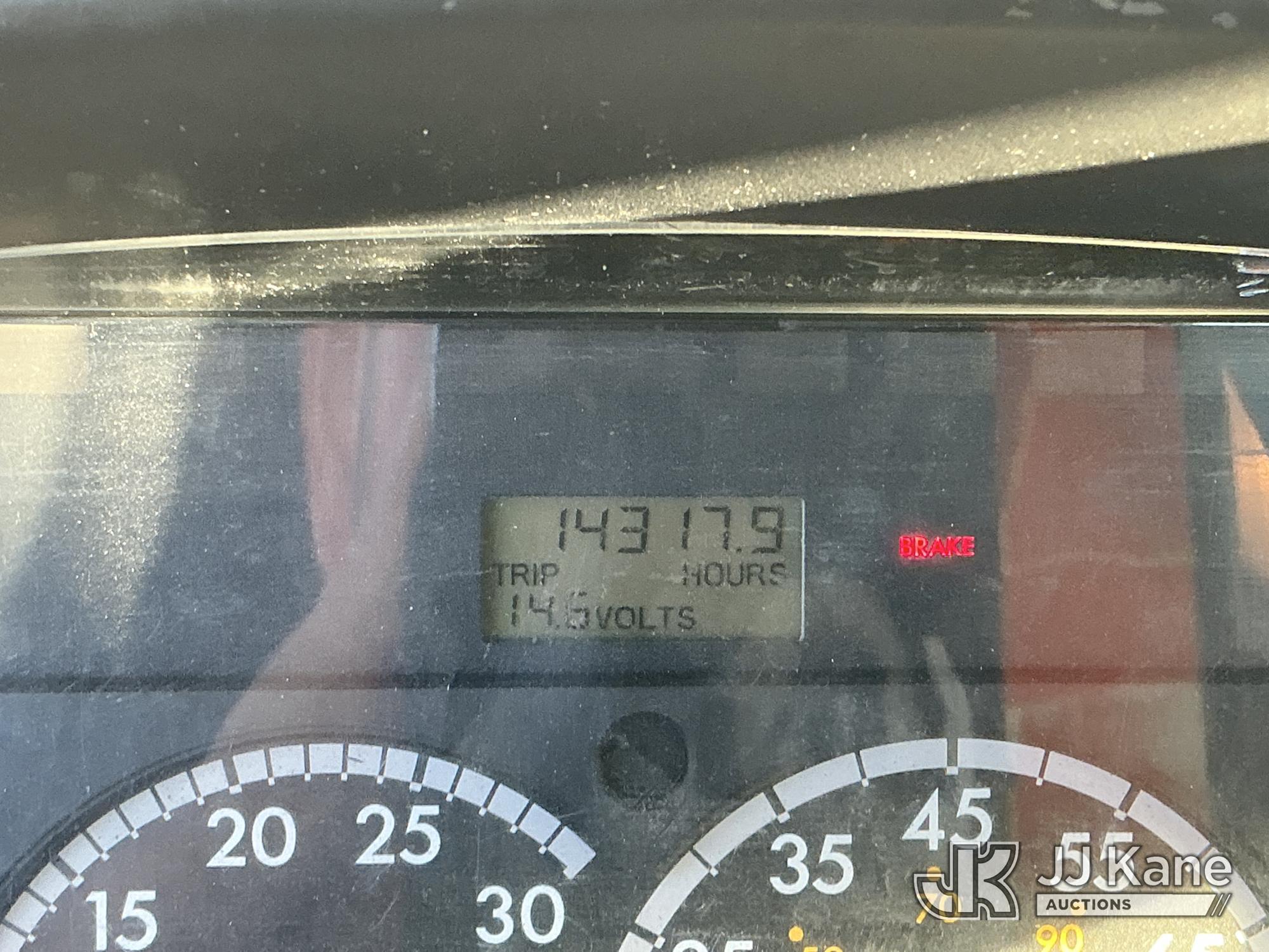 2009 Freightliner M2 106