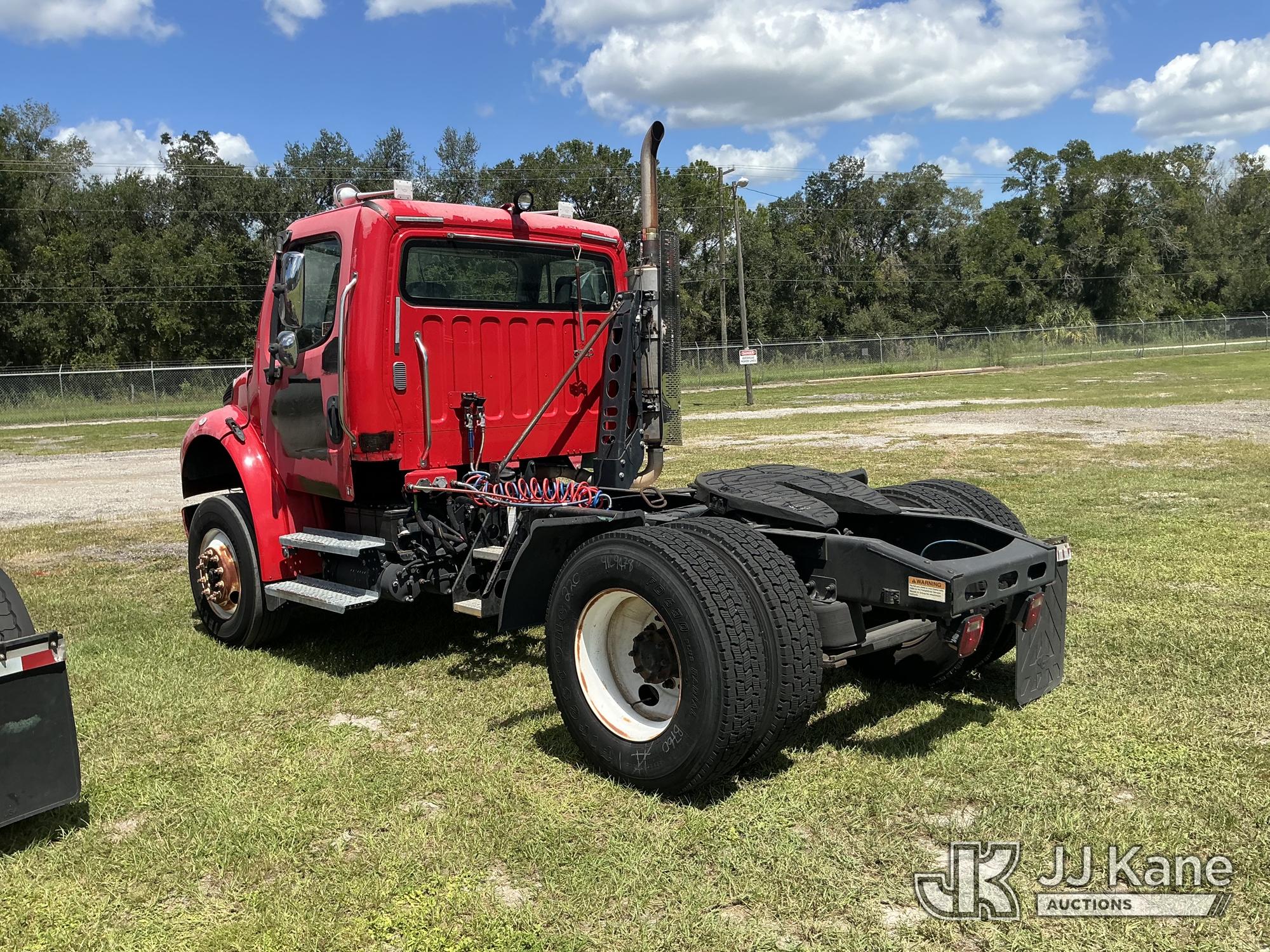 2008 Freightliner M2 106