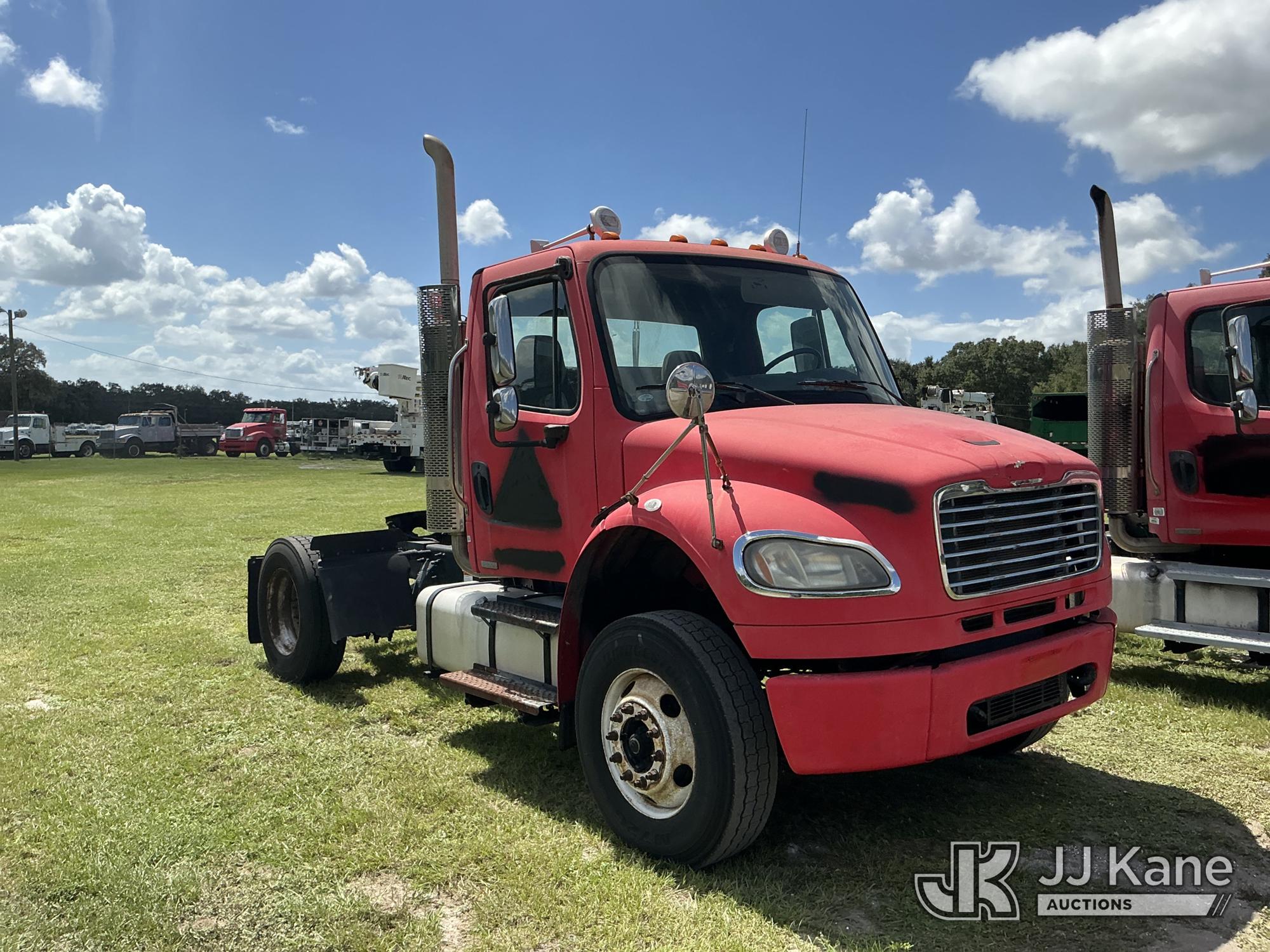 2009 Freightliner M2 106