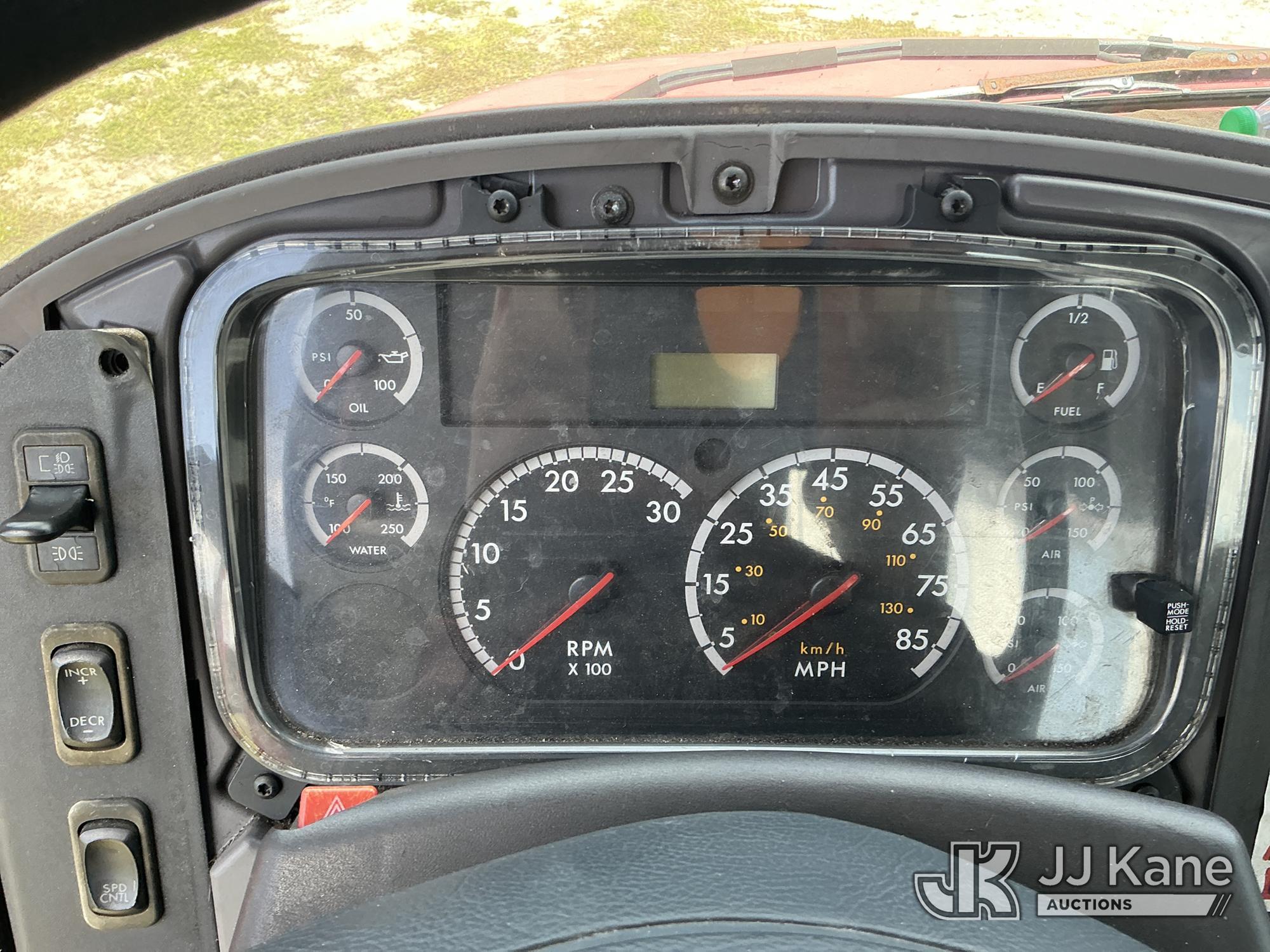 2009 Freightliner M2 106
