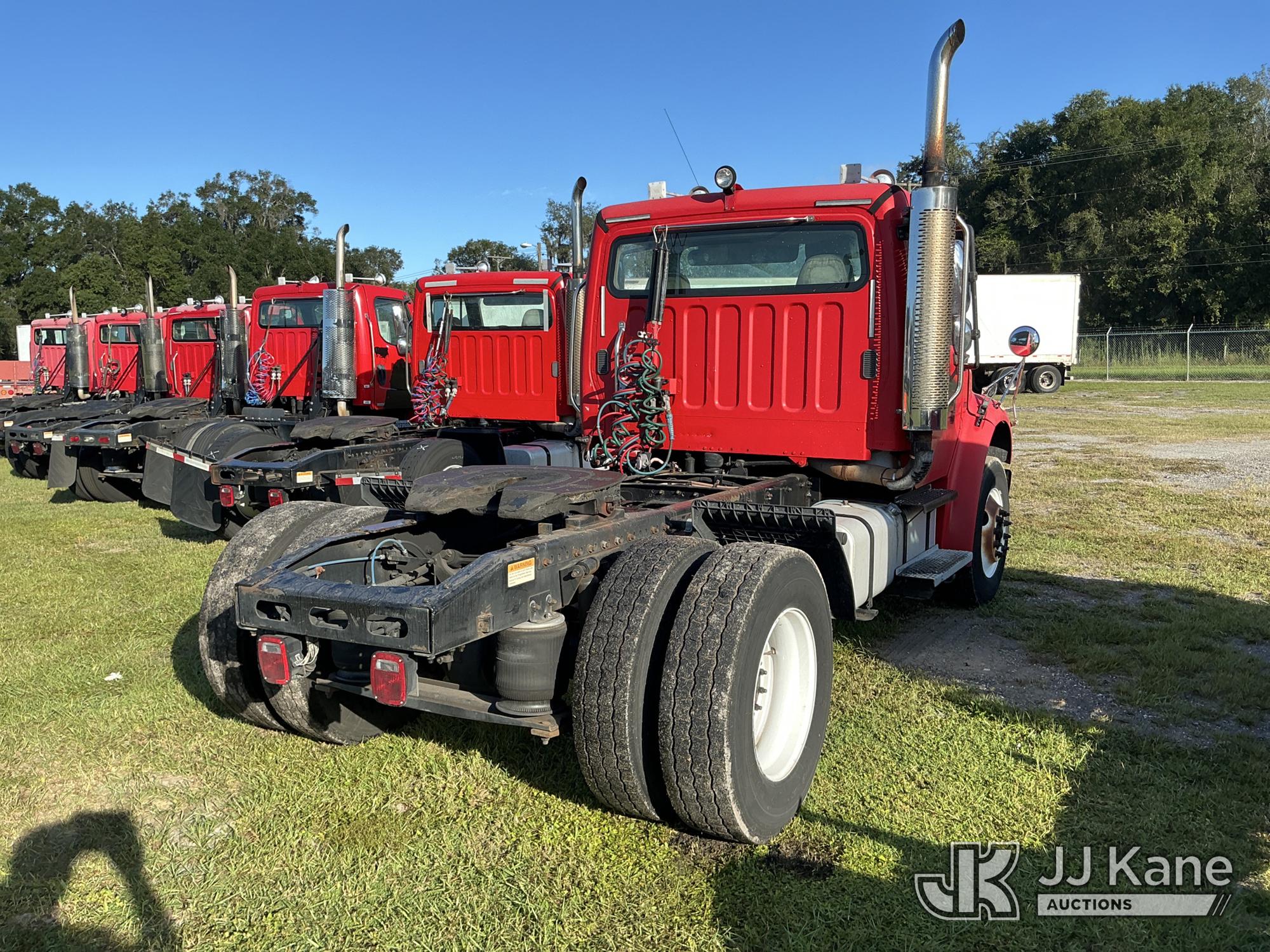 2007 Freightliner M2 106