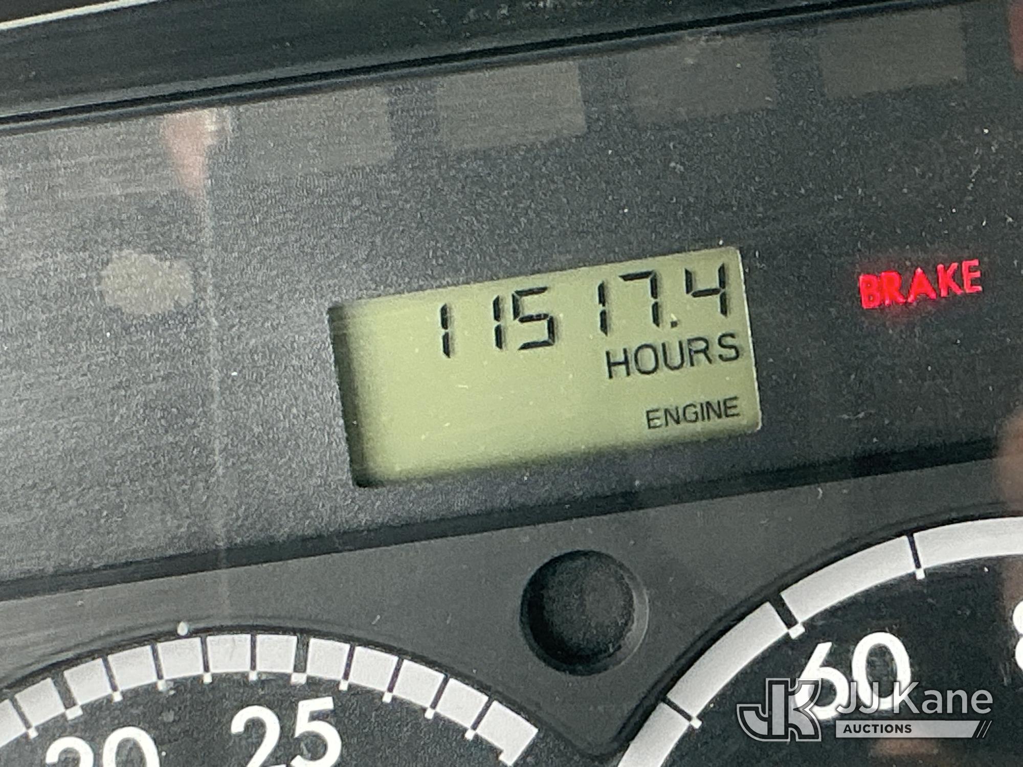 2015 Freightliner M2 106