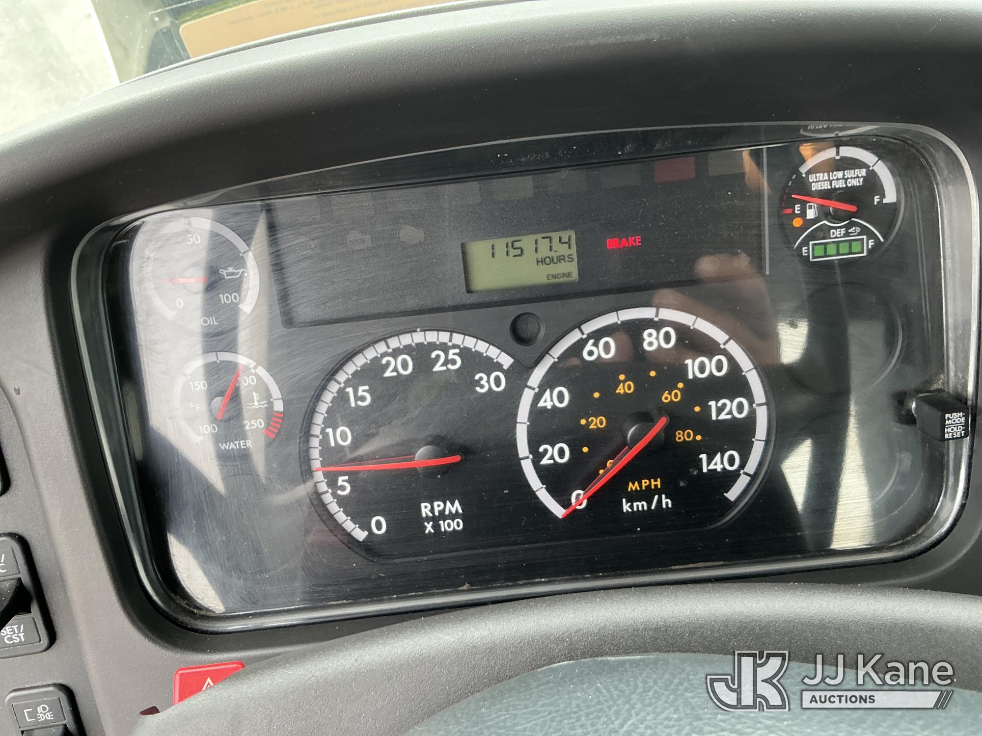 2015 Freightliner M2 106