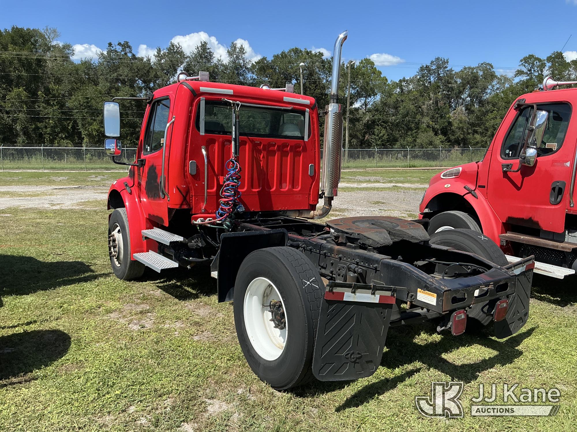 2007 Freightliner M2 106