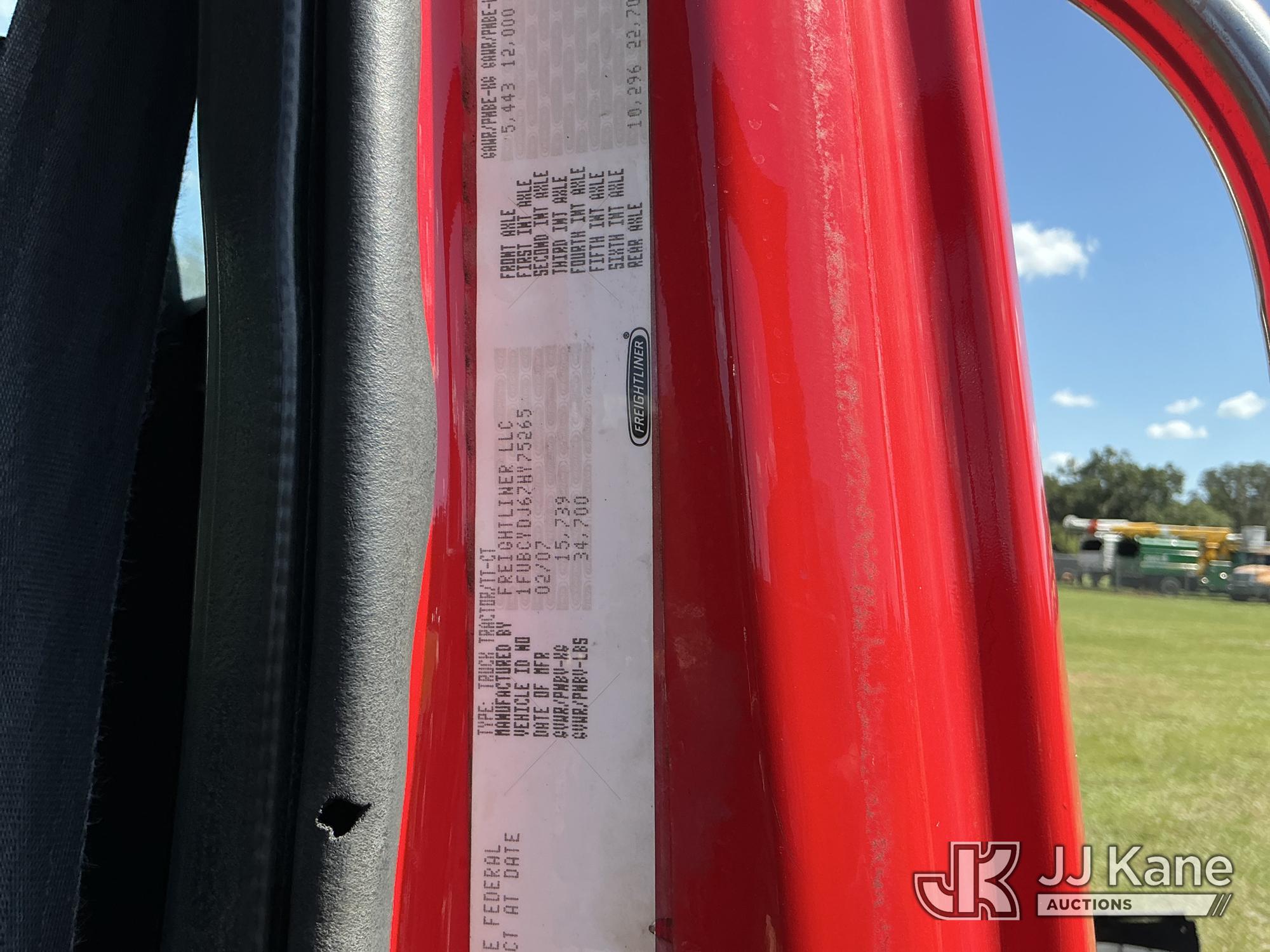 2007 Freightliner M2 106