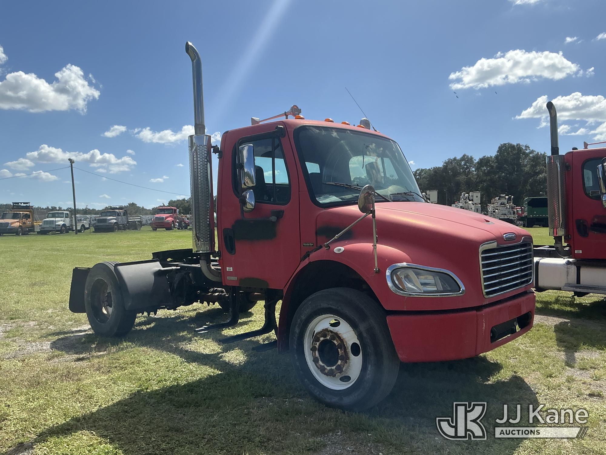 2007 Freightliner M2 106
