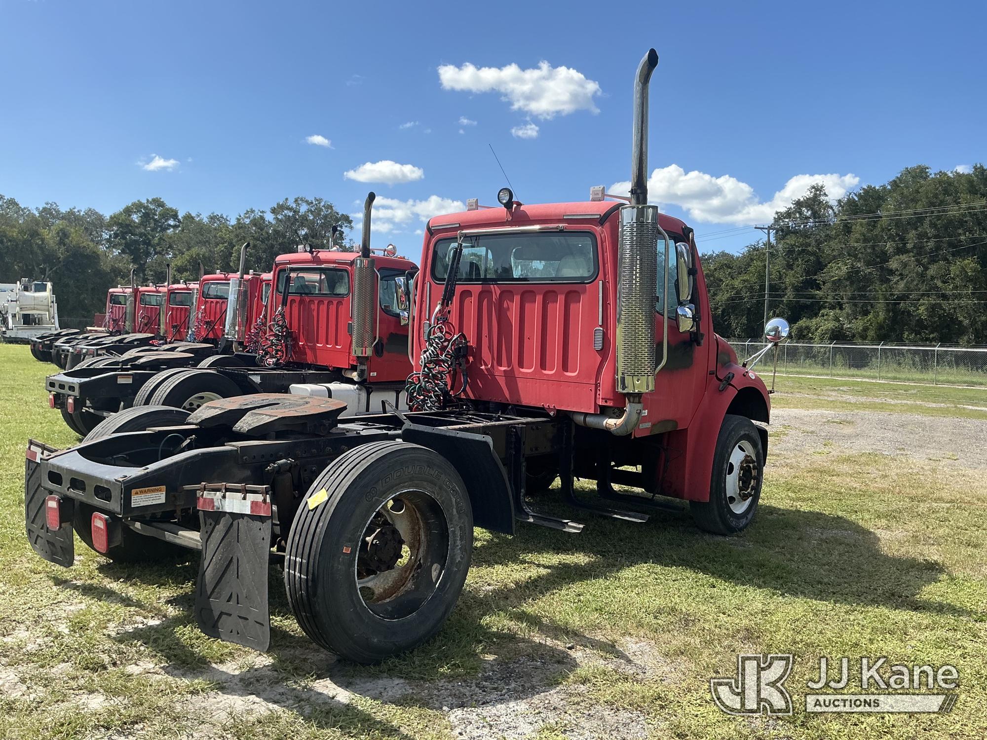 2007 Freightliner M2 106