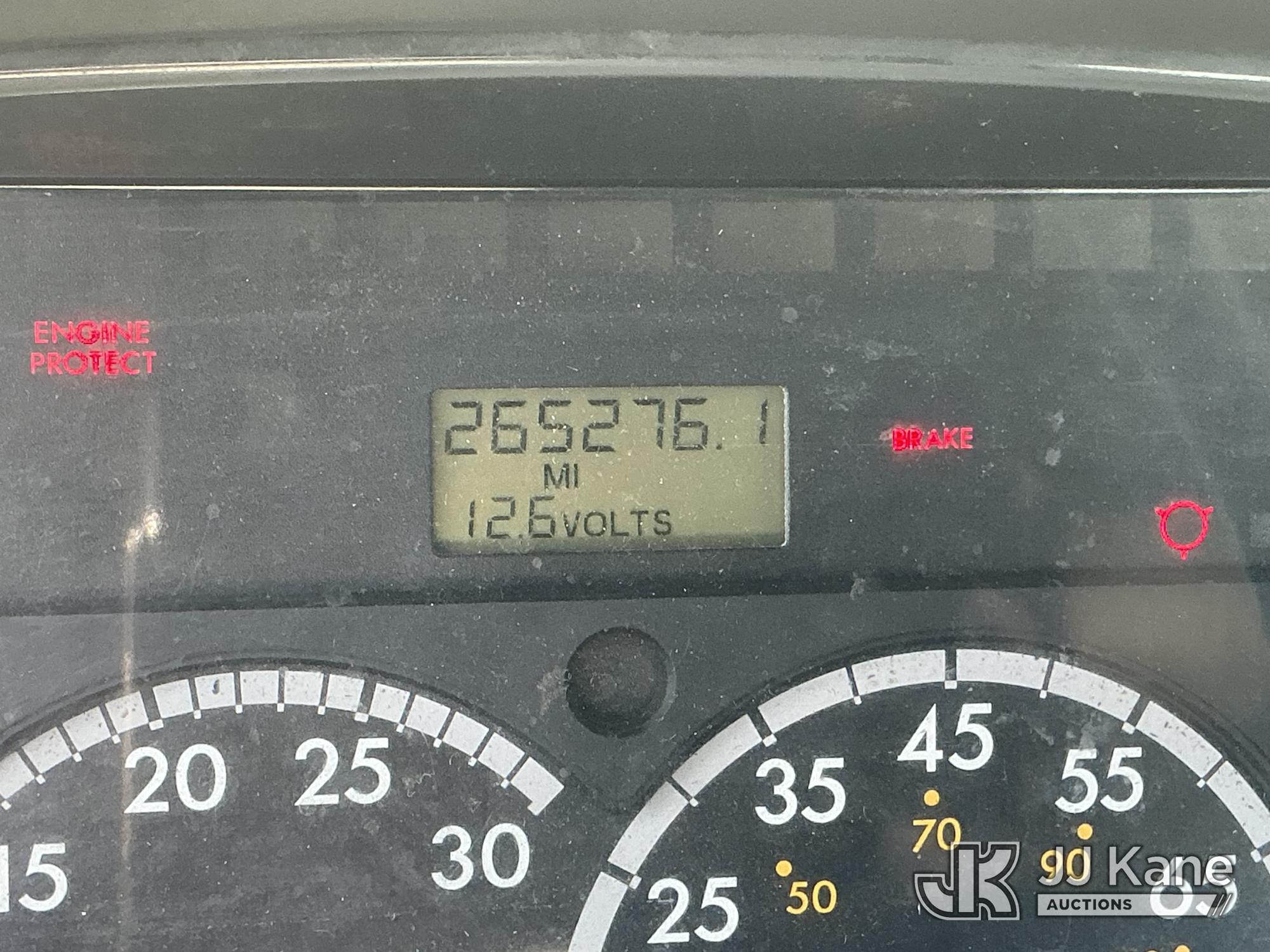 2007 Freightliner M2 106