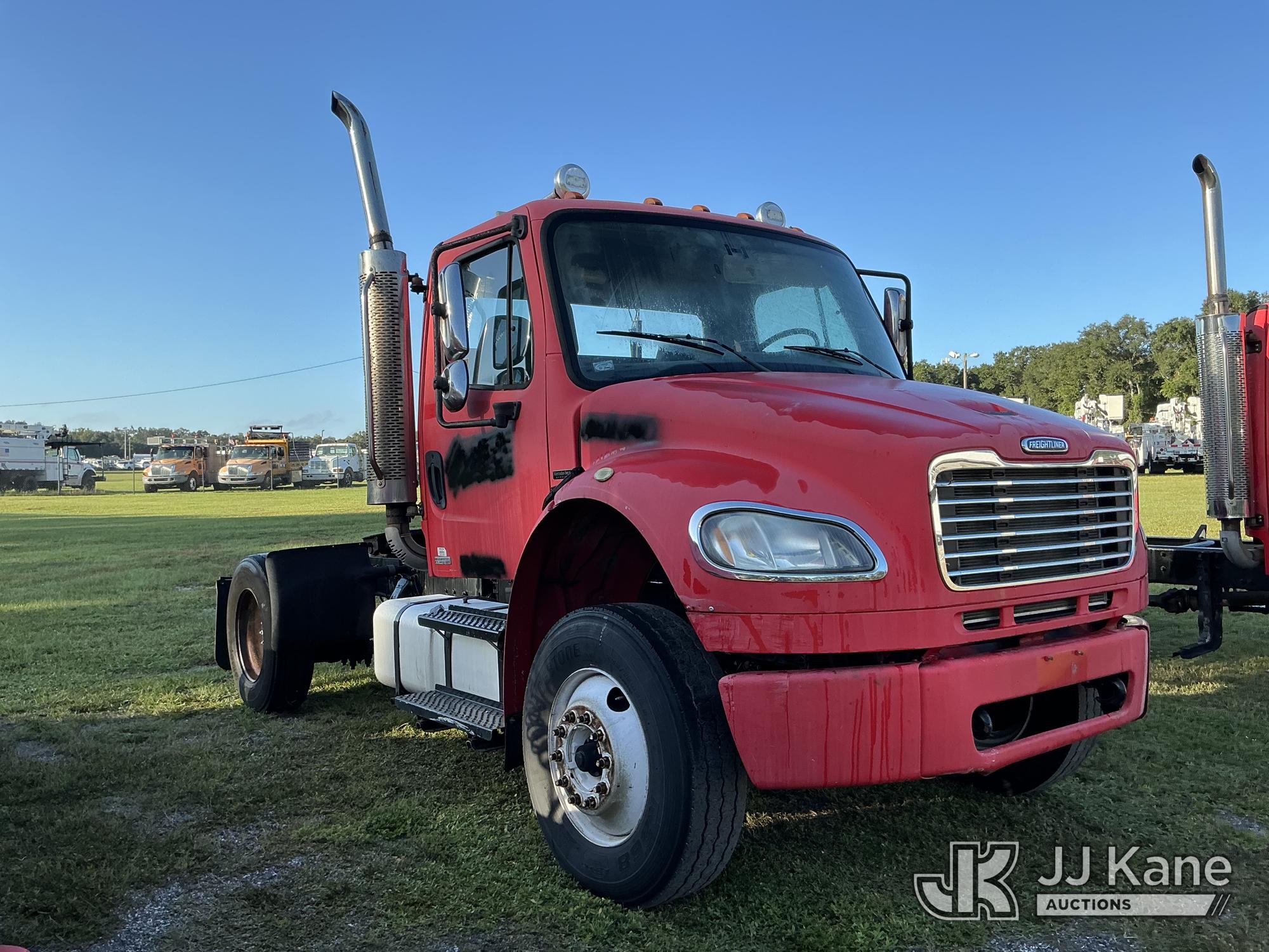 2007 Freightliner M2 106