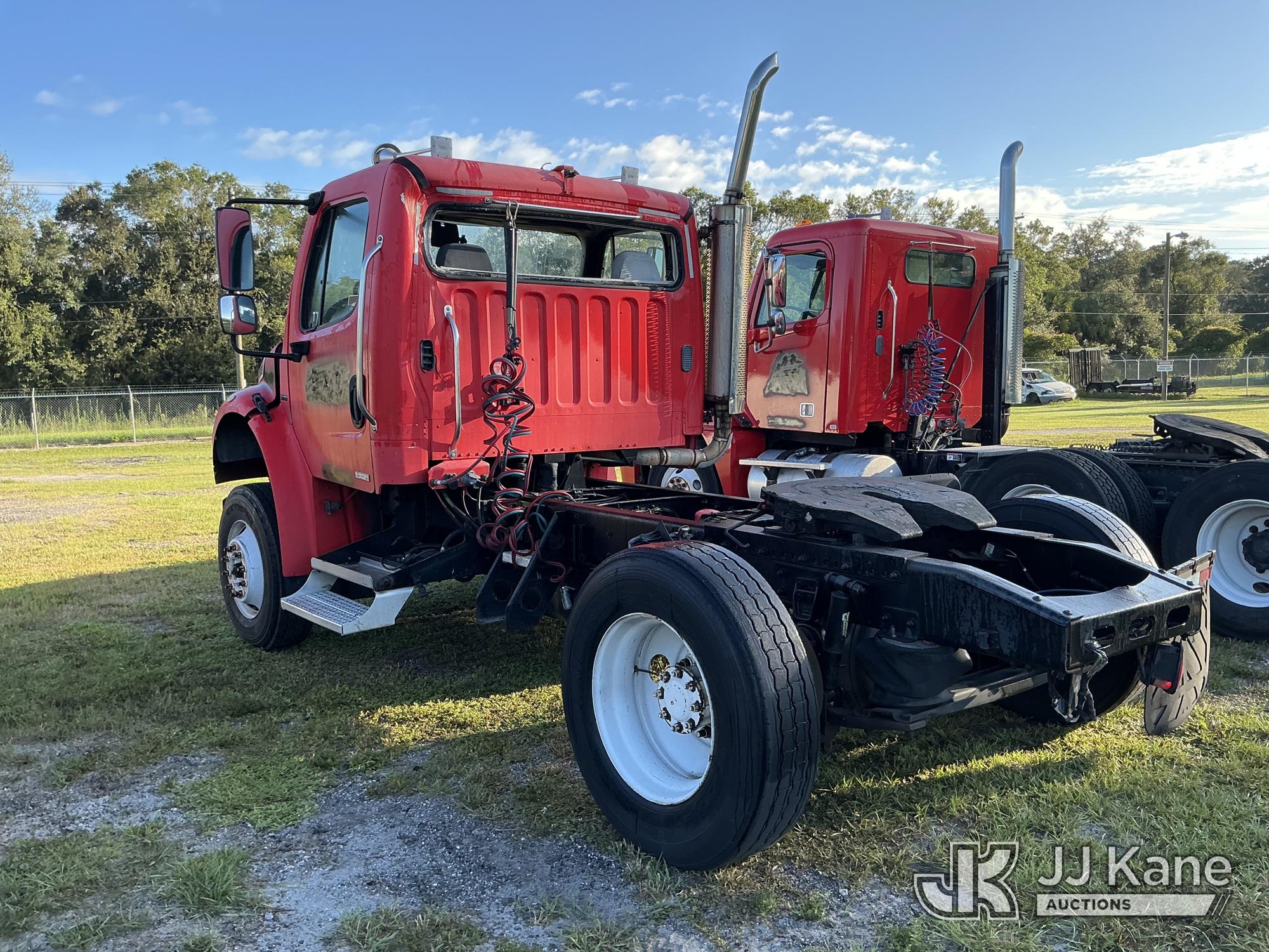 2007 Freightliner M2 106