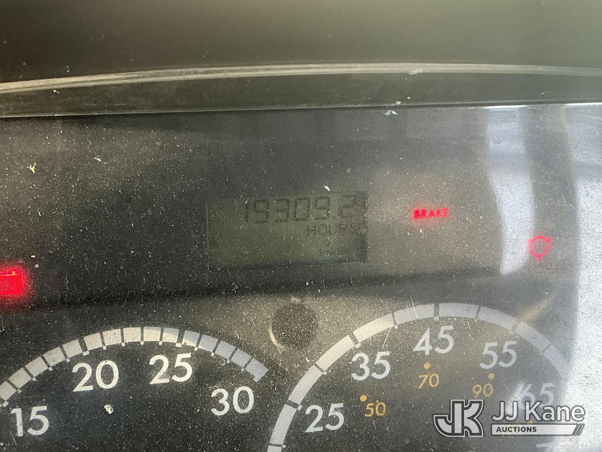 2007 Freightliner M2 106