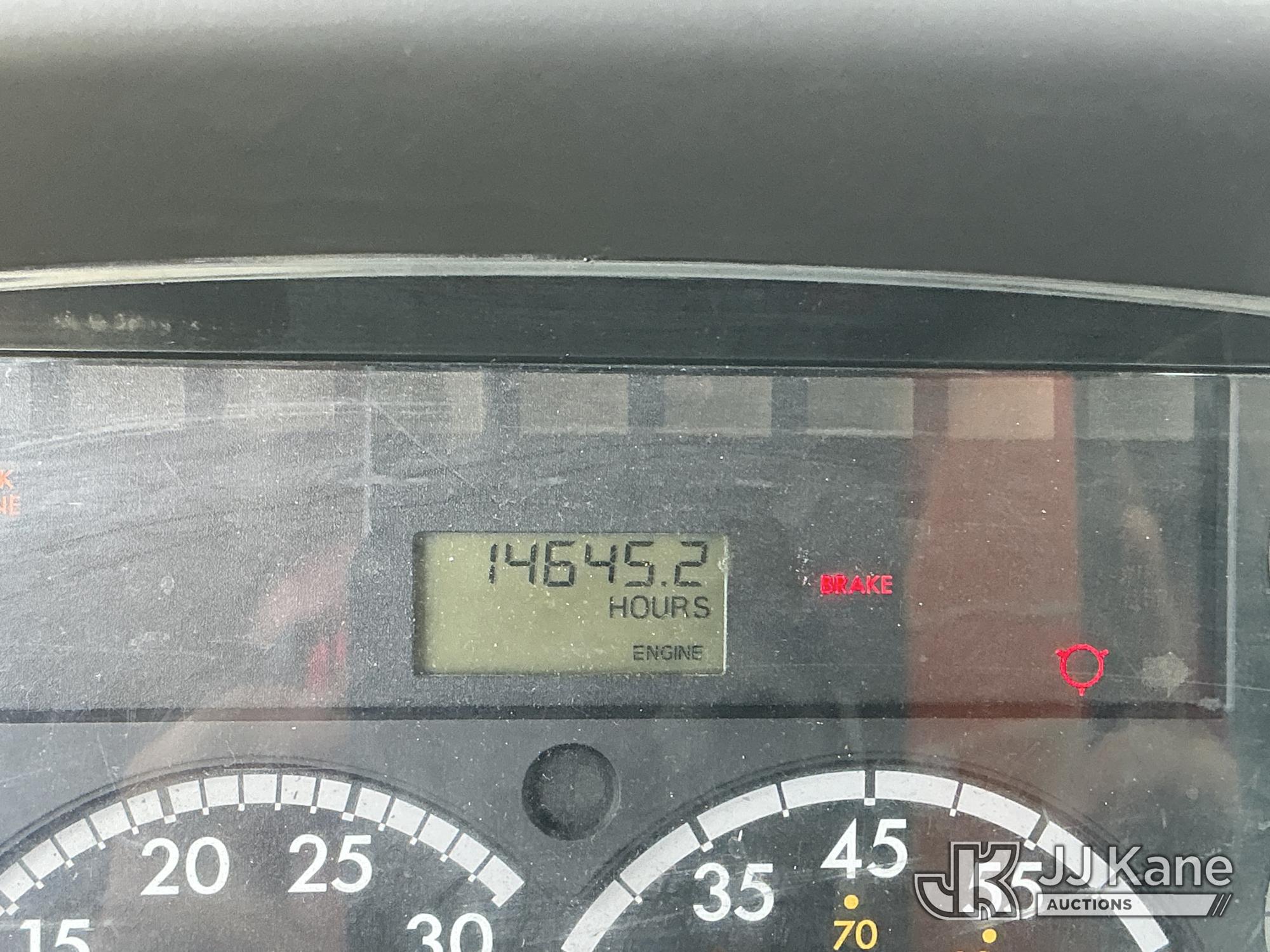 2007 Freightliner M2 106