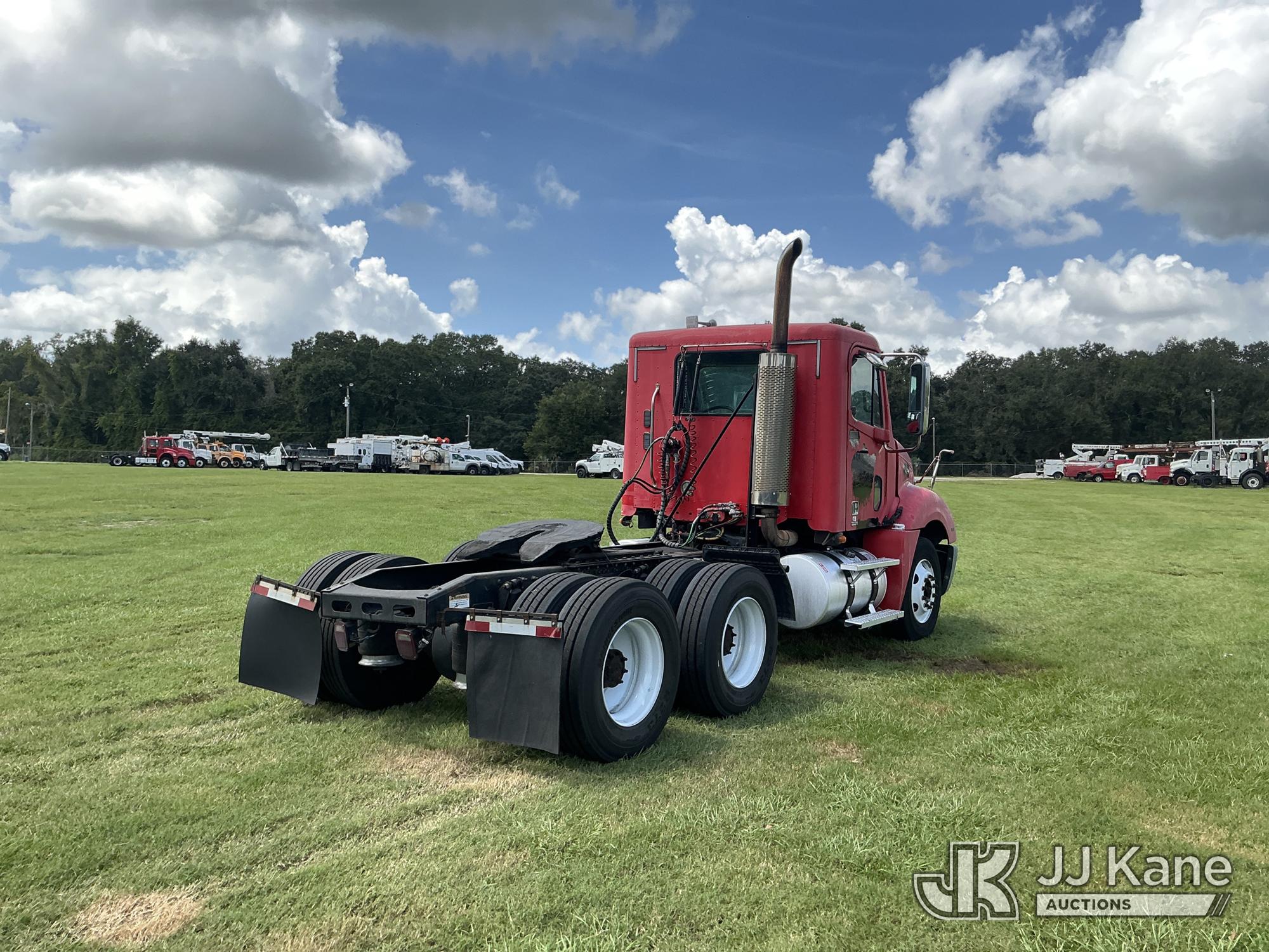 2007 Freightliner Columbia 120