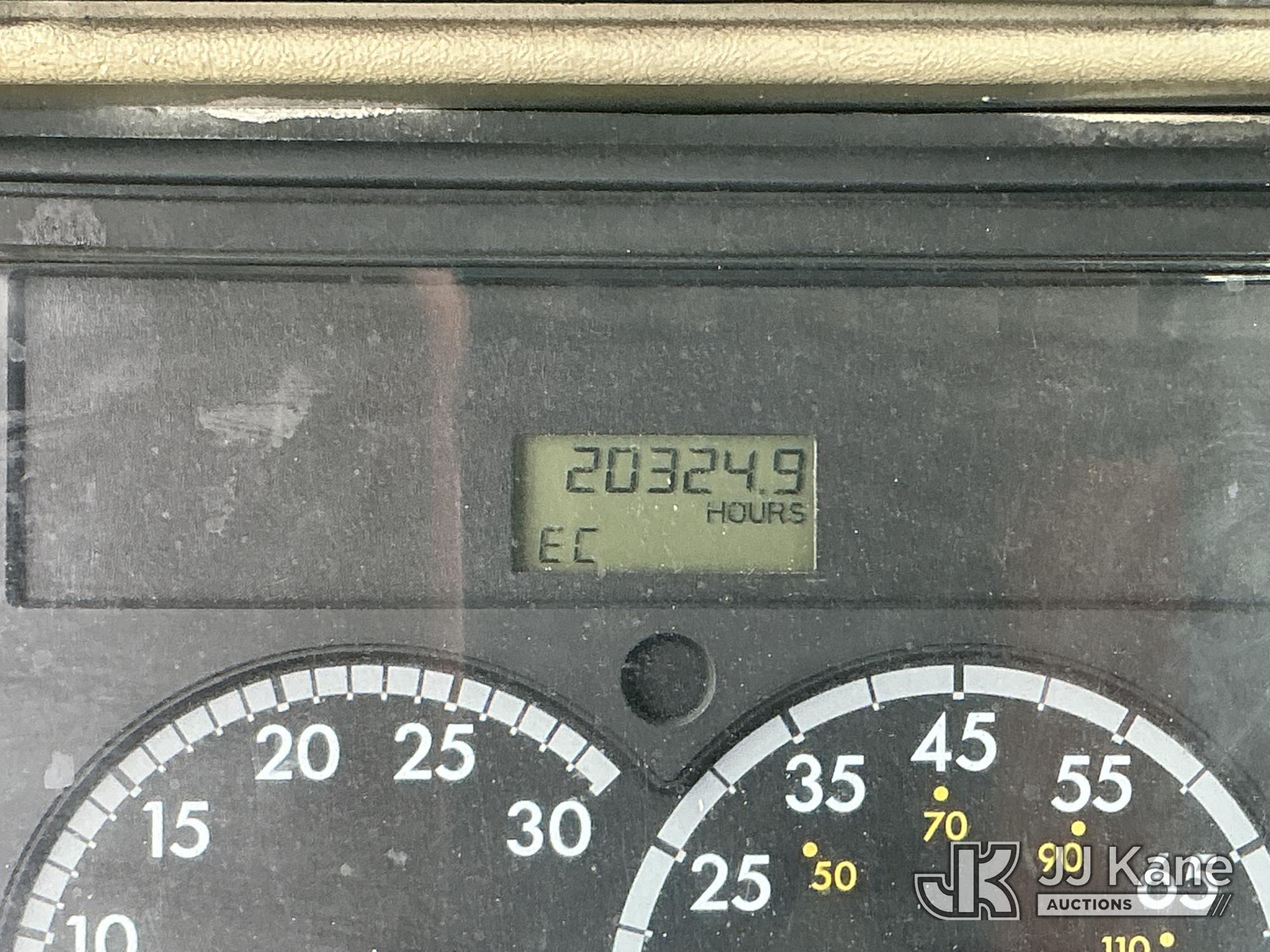 2007 Freightliner Columbia 120